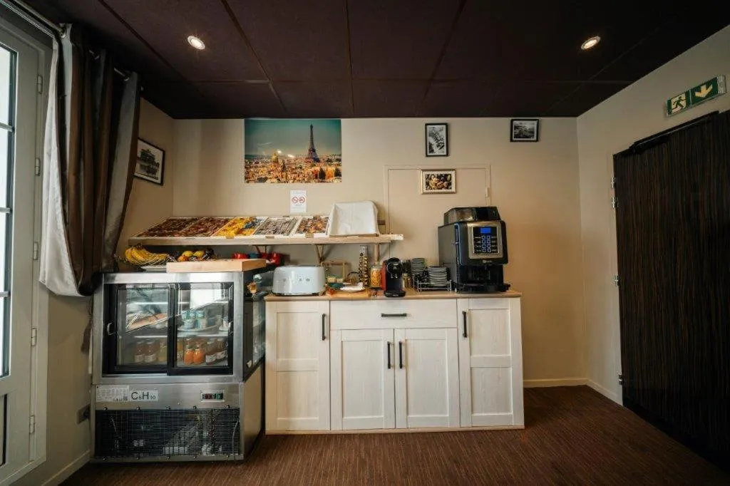 Buffet breakfast in BRIT HOTEL PRIVILEGE LISIEUX - La Villa des Arts