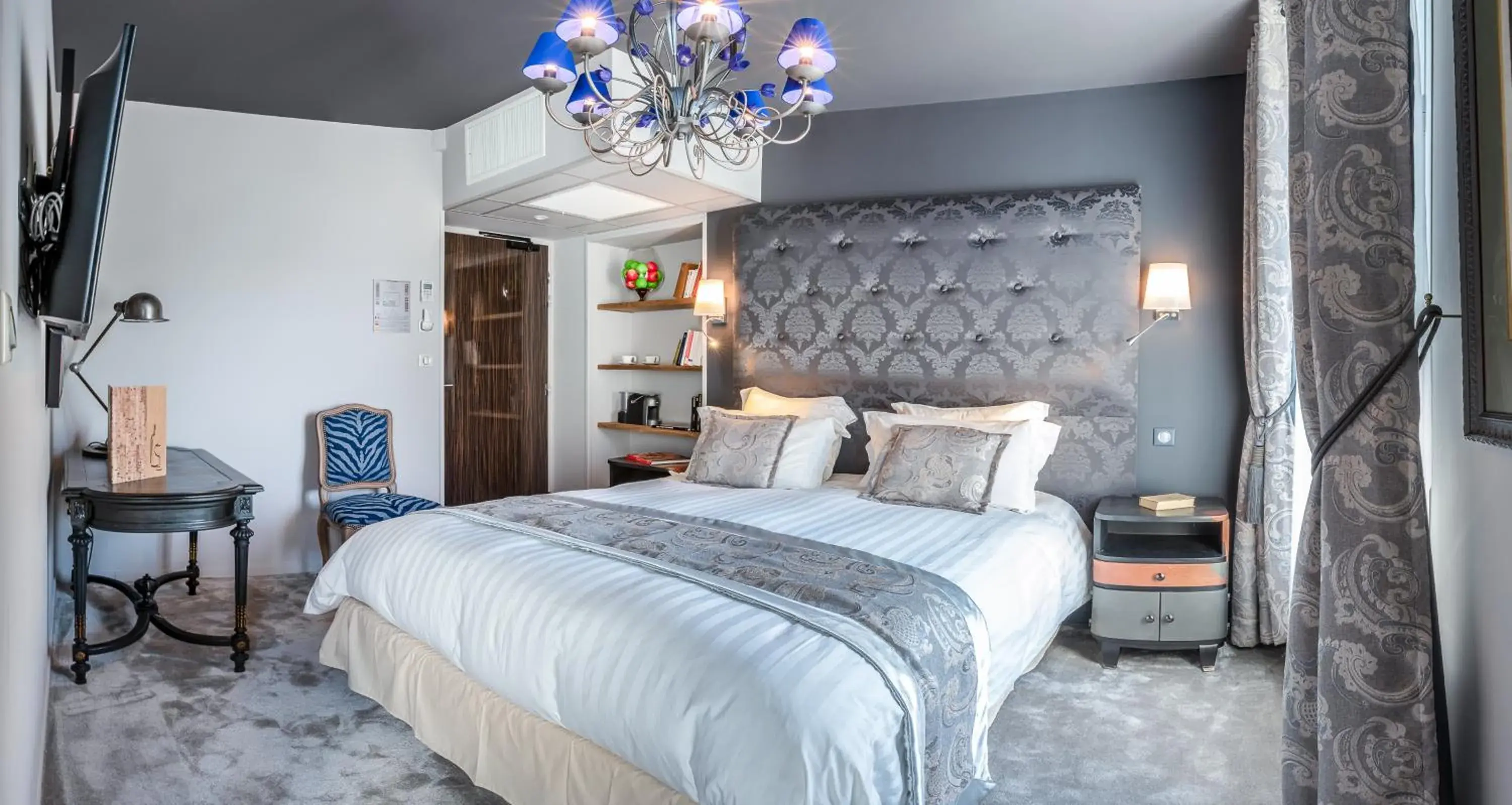 Deluxe Double Room in BRIT HOTEL PRIVILEGE LISIEUX - La Villa des Arts Deluxe Double Room in BRIT HOTEL PRIVILEGE LISIEUX - La Villa des Arts