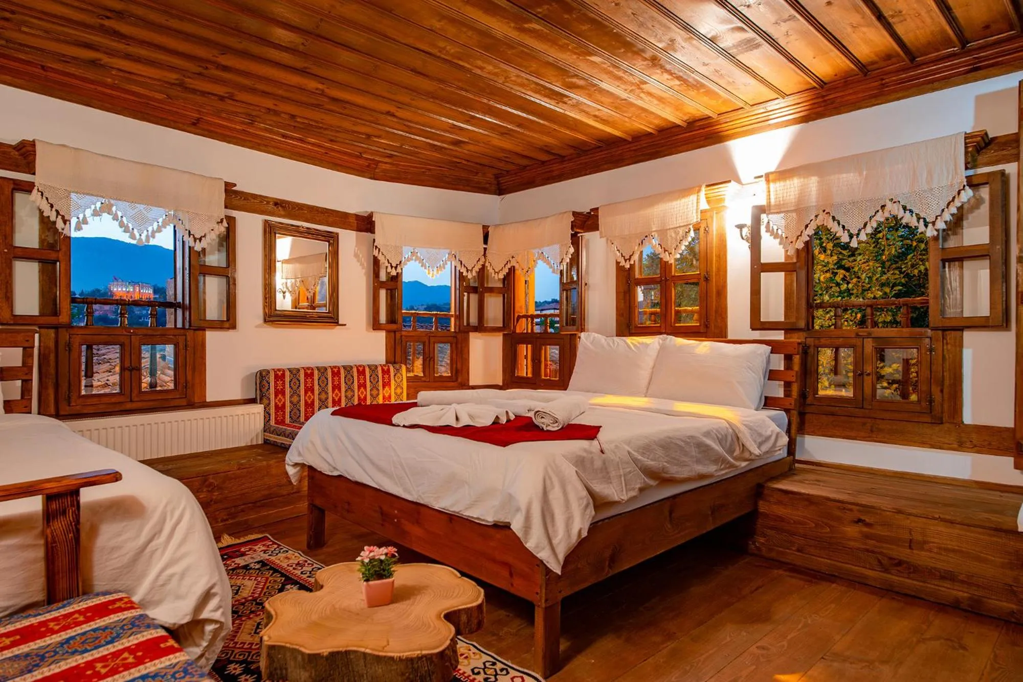 Bed in Hanedan Konak Hotel