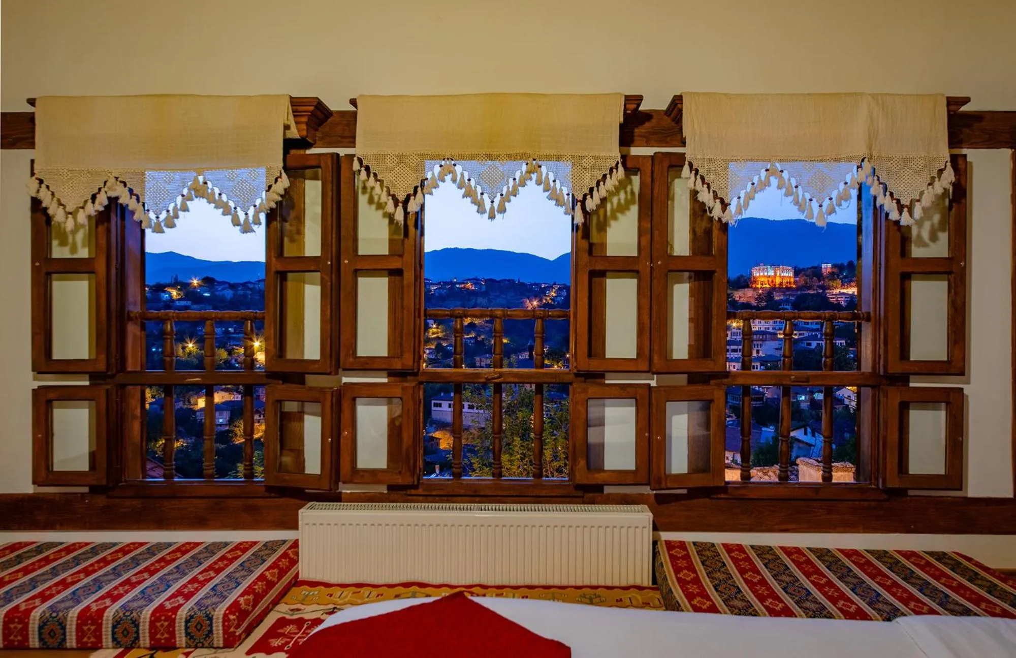 Bed in Hanedan Konak Hotel