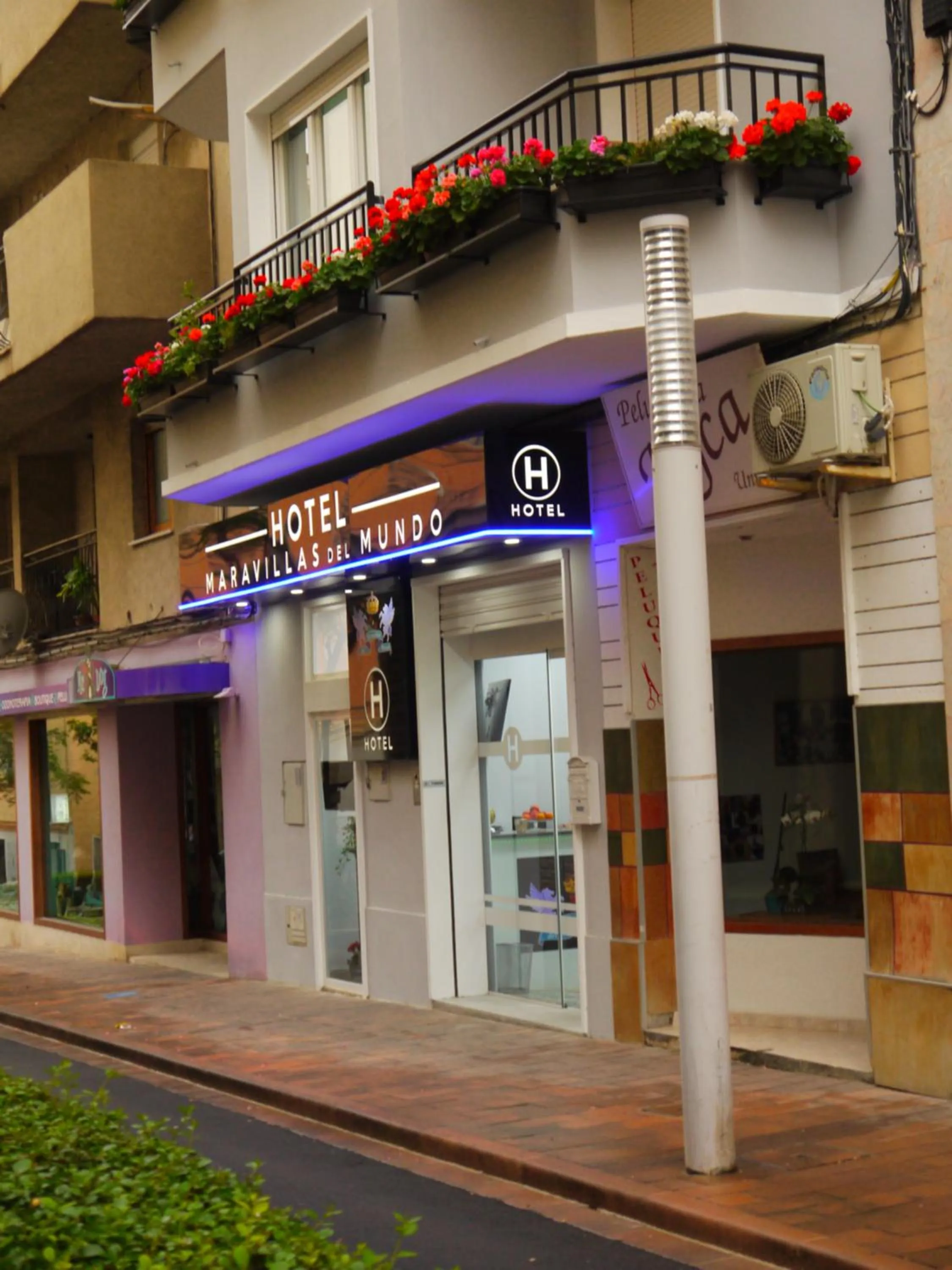 Hotel Maravillas del Mundo