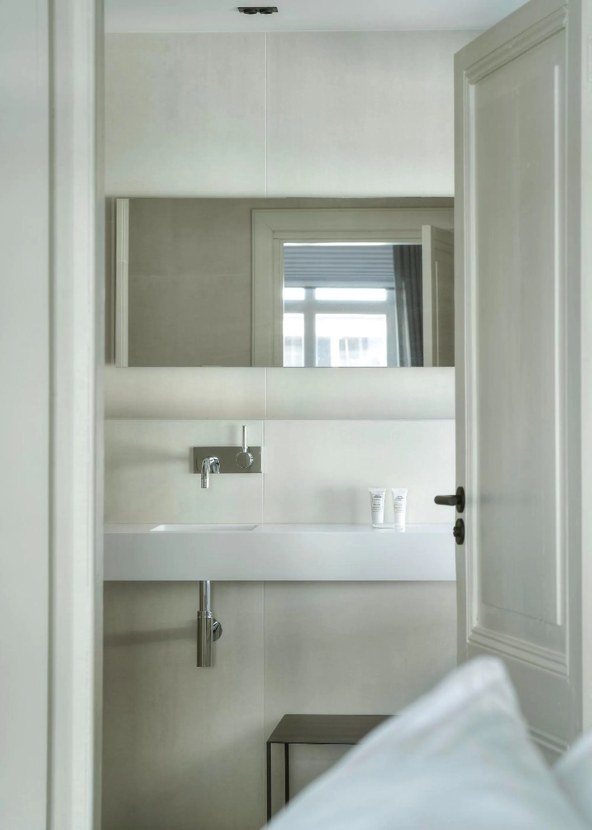 Bathroom, Bed in Kazerne Hotel - Member of Design Hotels