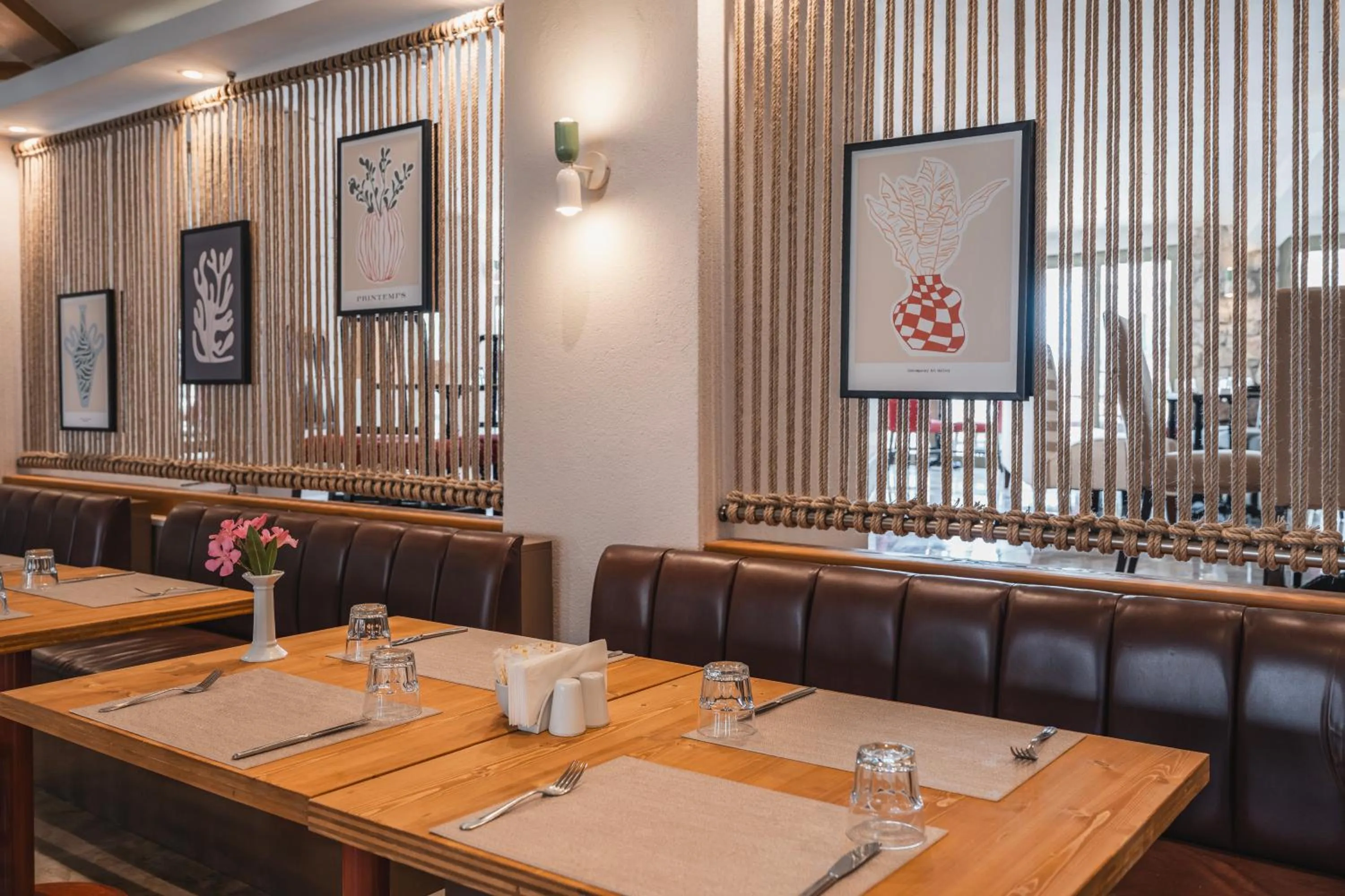 Restaurant/places to eat in Marti La Perla - Adult Only+16