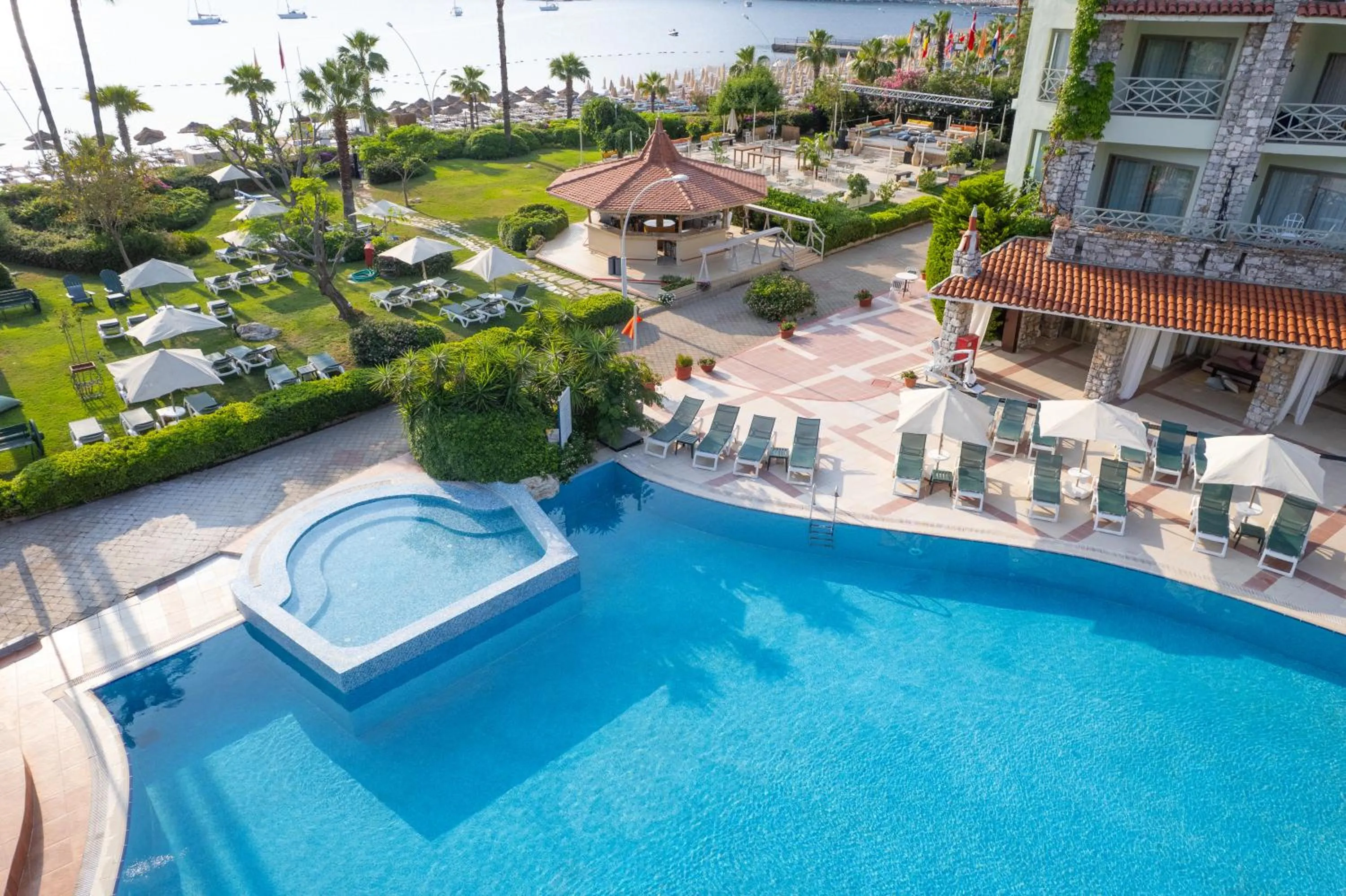 Property building in Marti La Perla - Adult Only+16