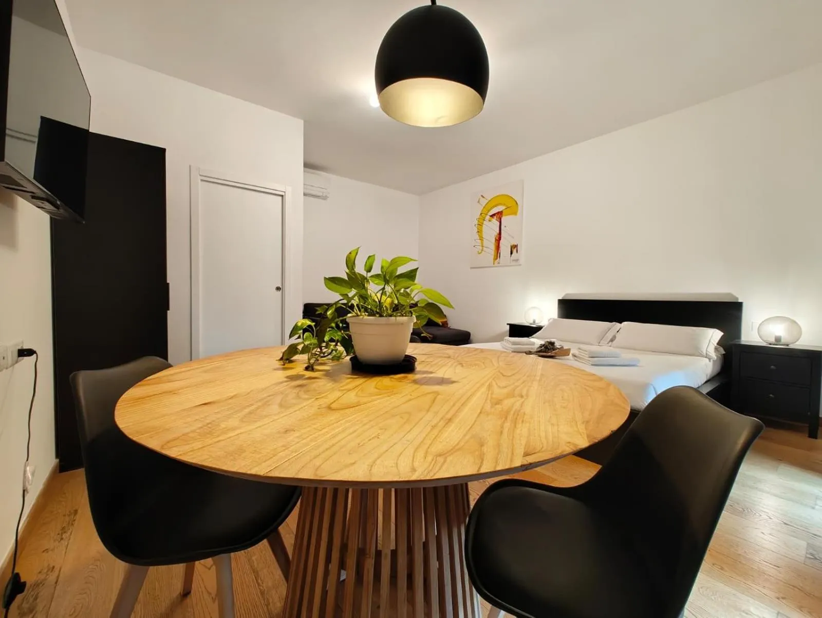 TV and multimedia in B&B La Marmora 39