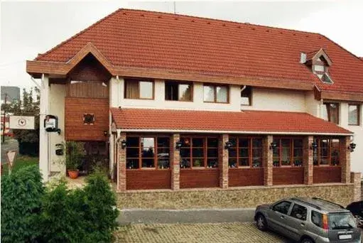 Il Gallo Nero - Fekete Kakas Étterem és Panzió Il Gallo Nero - Fekete Kakas Étterem és Panzió