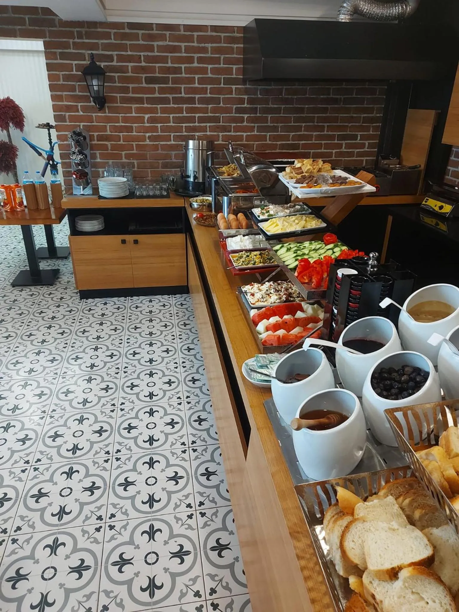 Coffee/tea facilities in White Golden Suite Hotel