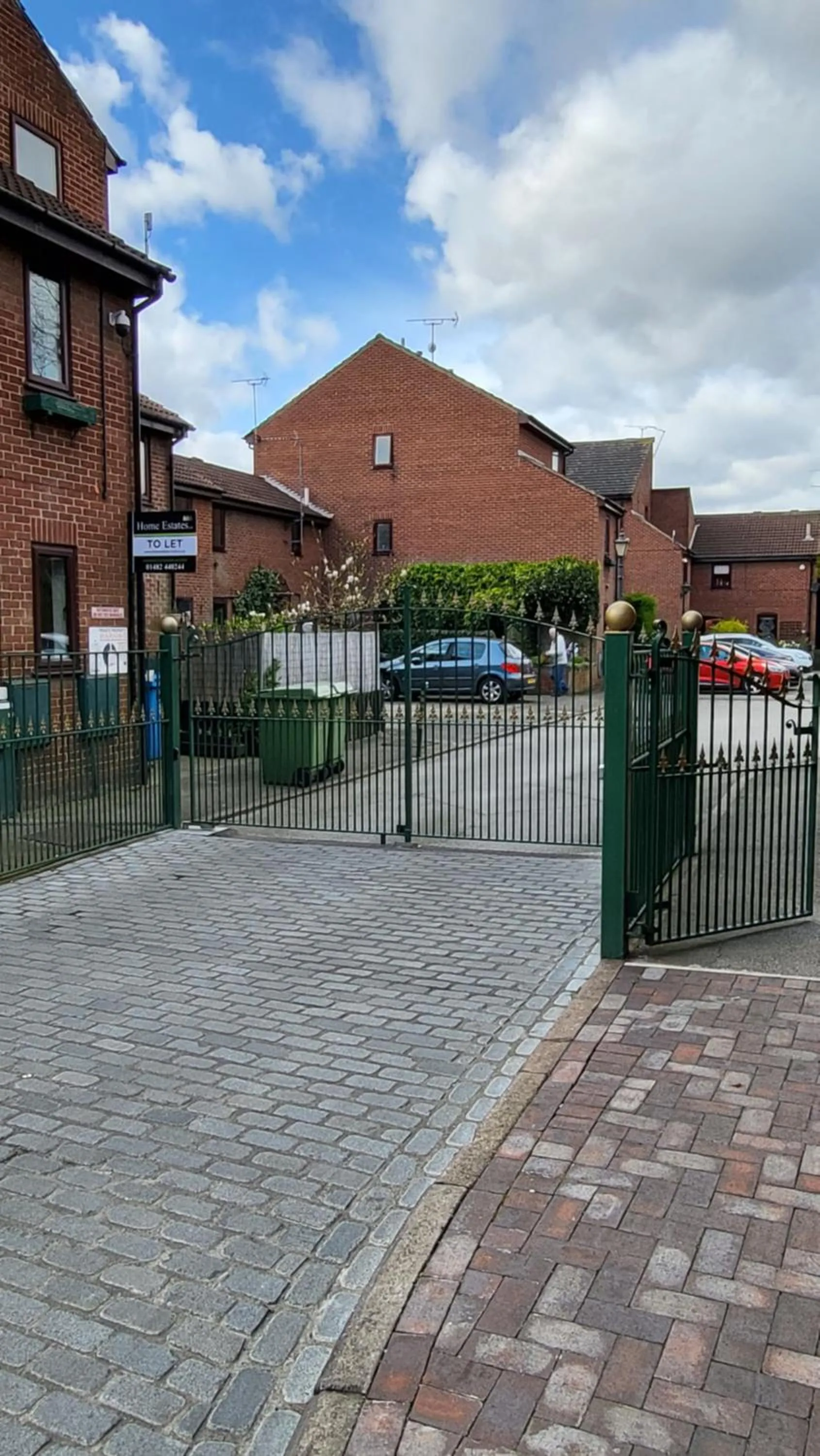 Parking in PLATFORM City Studio with Parking