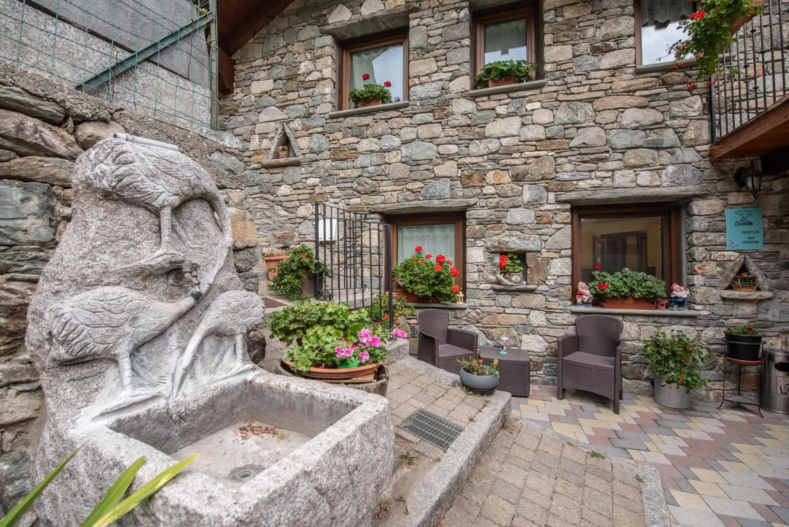 Decorative detail in Agriturismo La Clochette