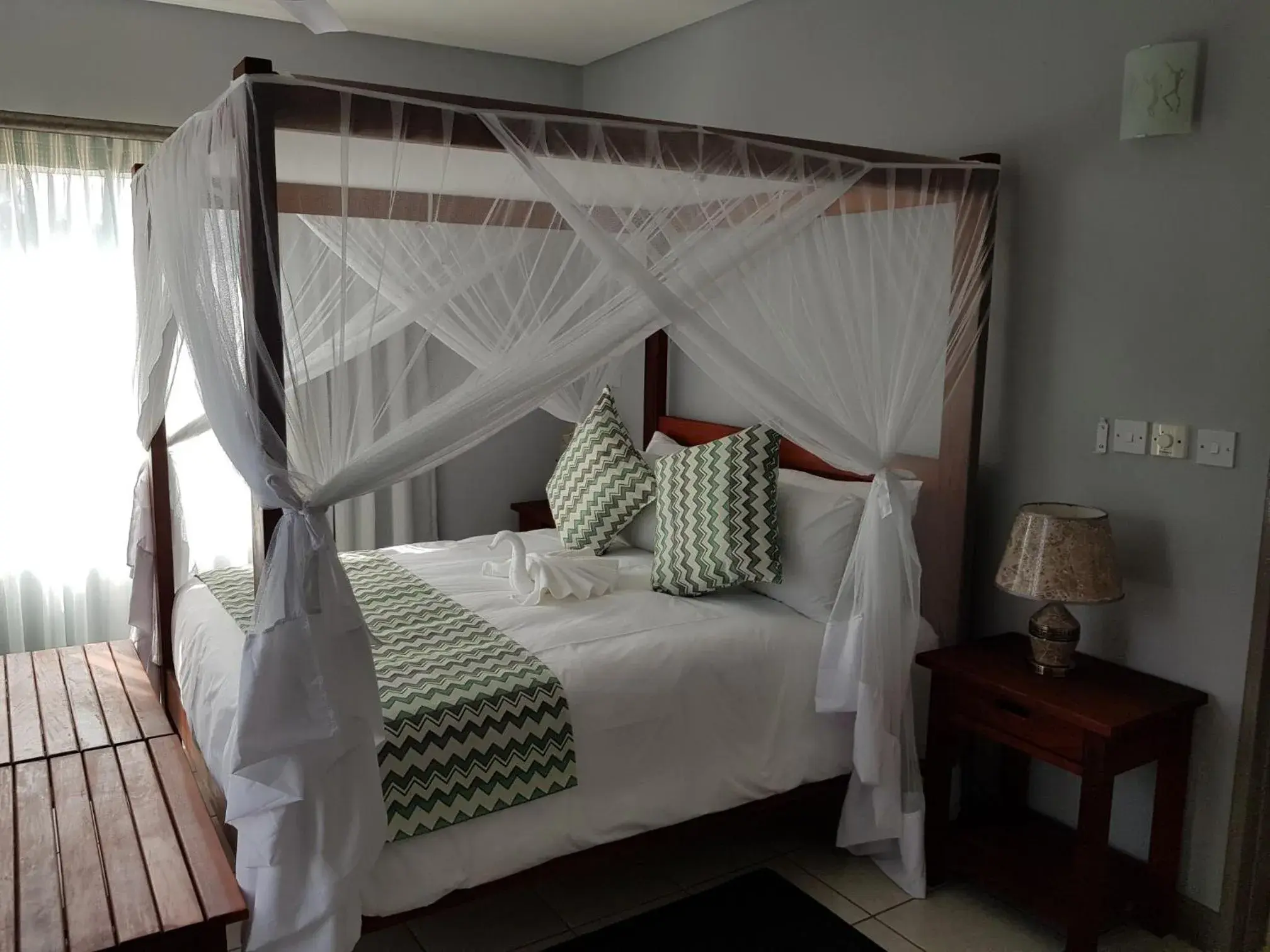 Double Room in Tlou Safari Lodge Double Room in Tlou Safari Lodge