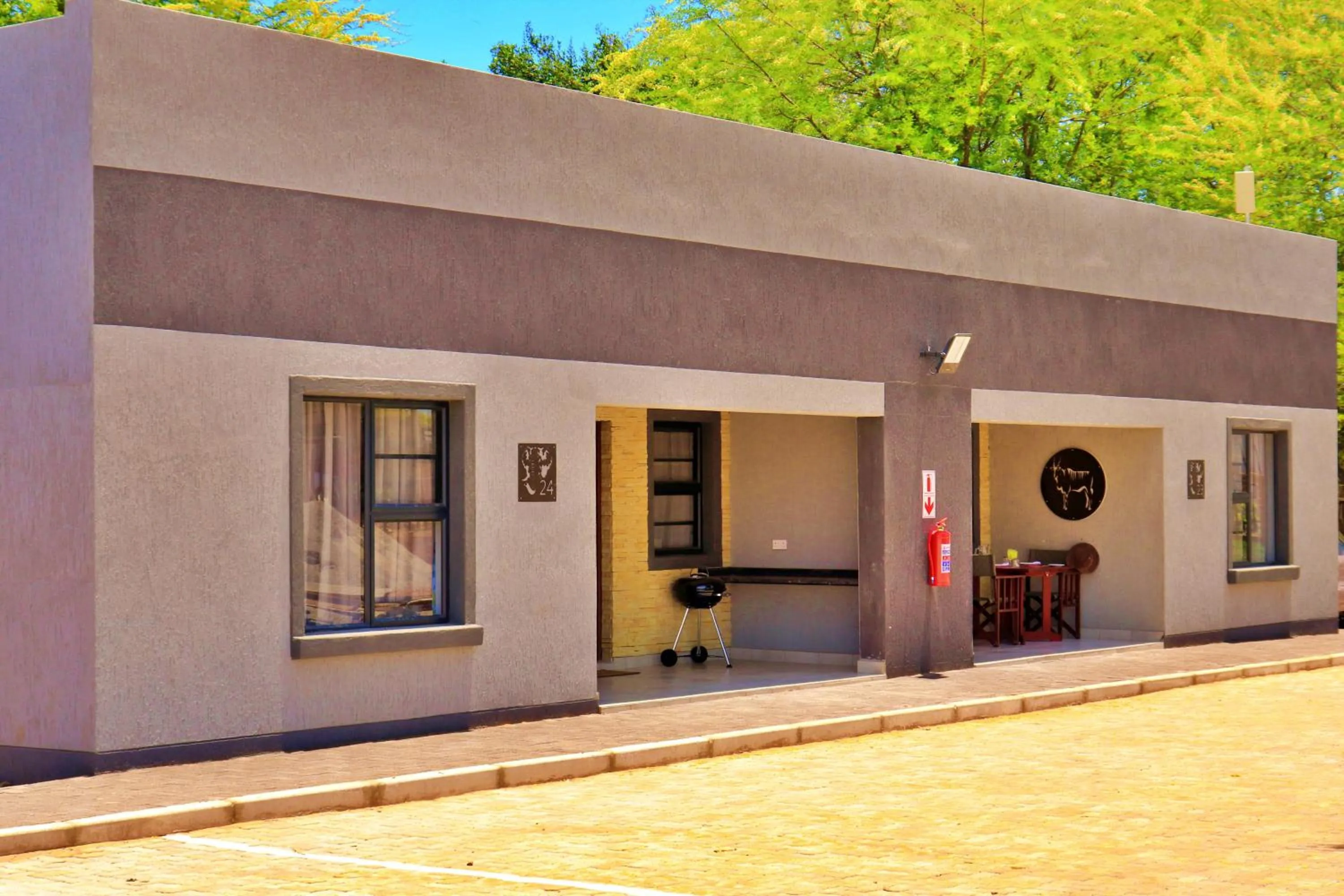 Facade/entrance in Tlou Safari Lodge