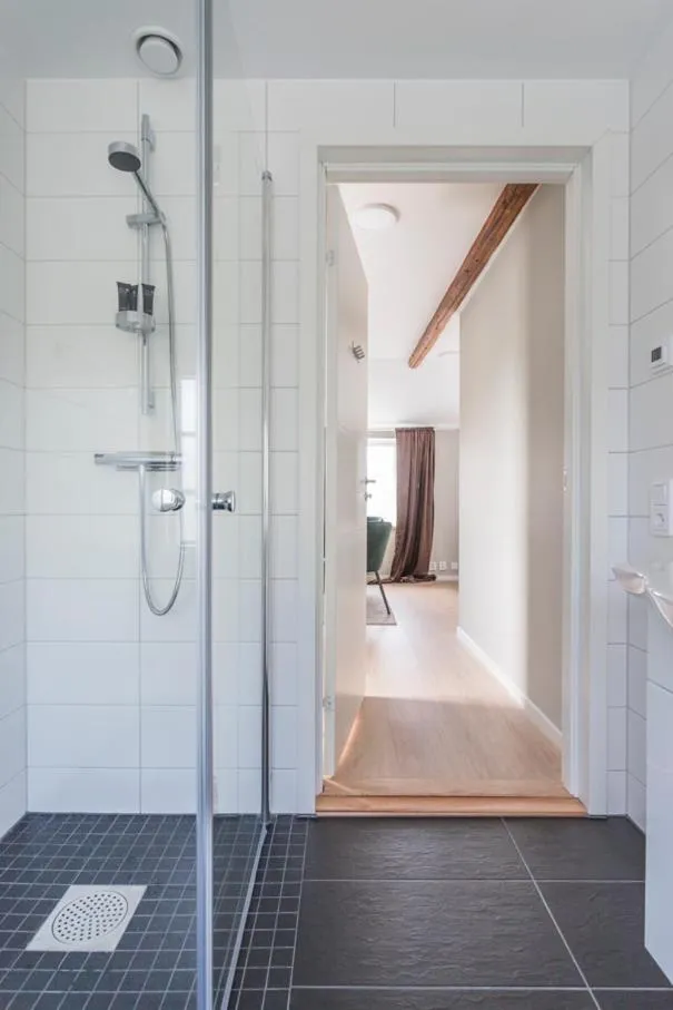 Shower in Hotell MAVI