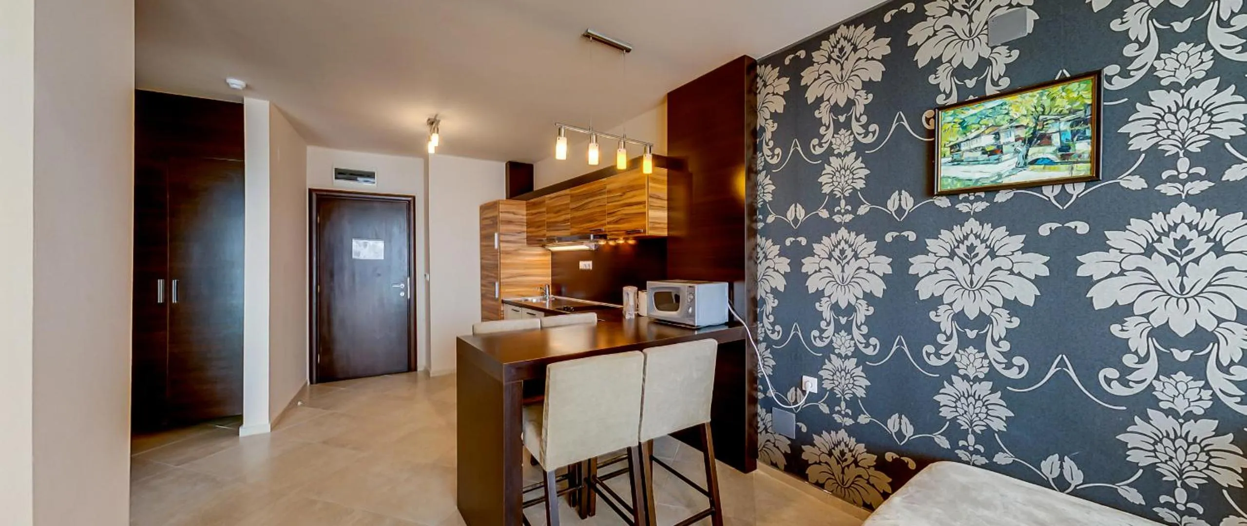 Briz Beach Apartments