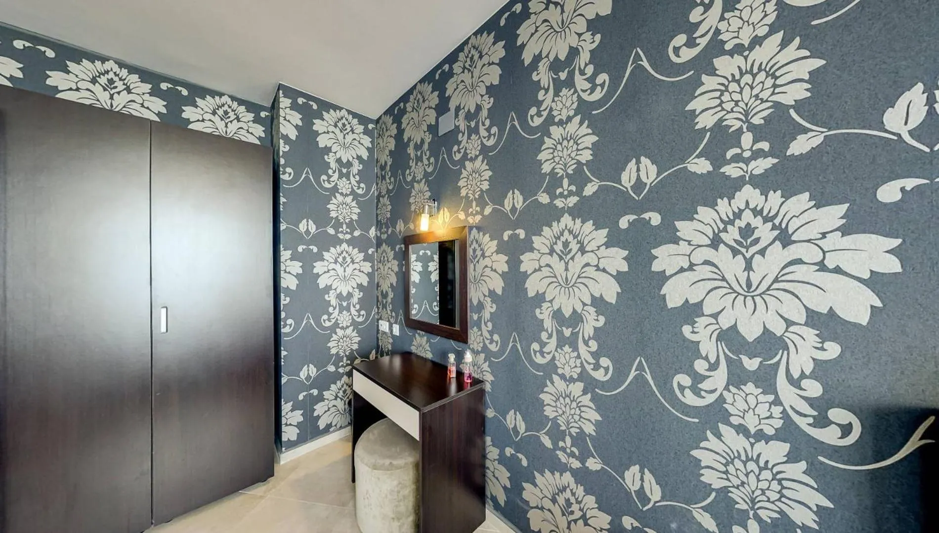 Briz Beach Apartments