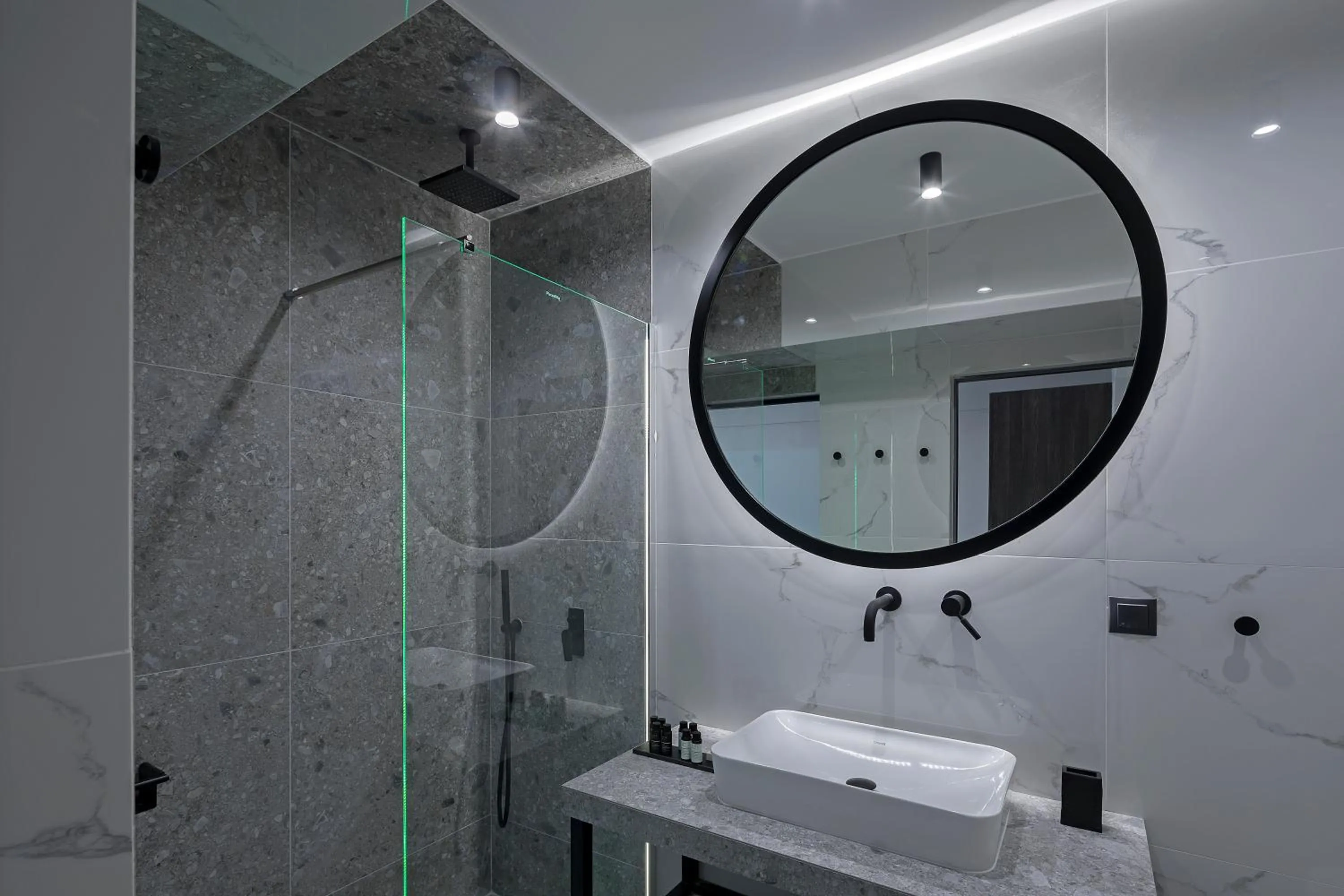 Shower in Philosofia Athens Suites