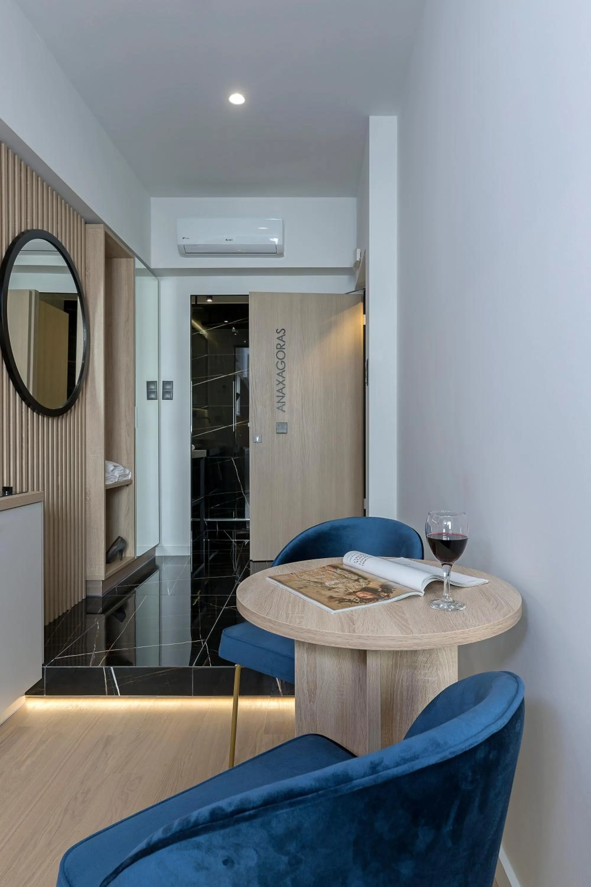 Kitchen or kitchenette in Philosofia Athens Suites