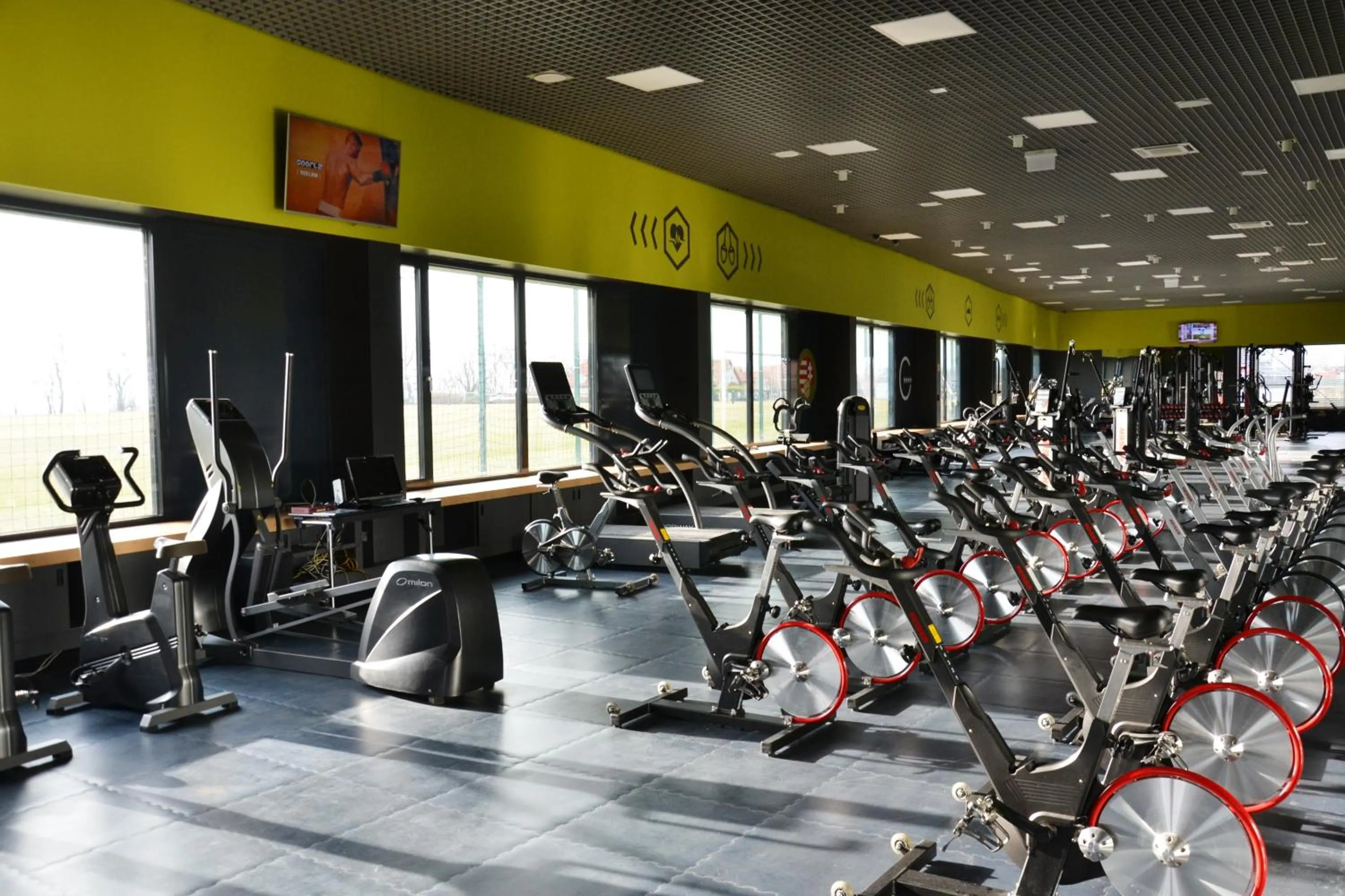 Fitness centre/facilities in Globall Hotel