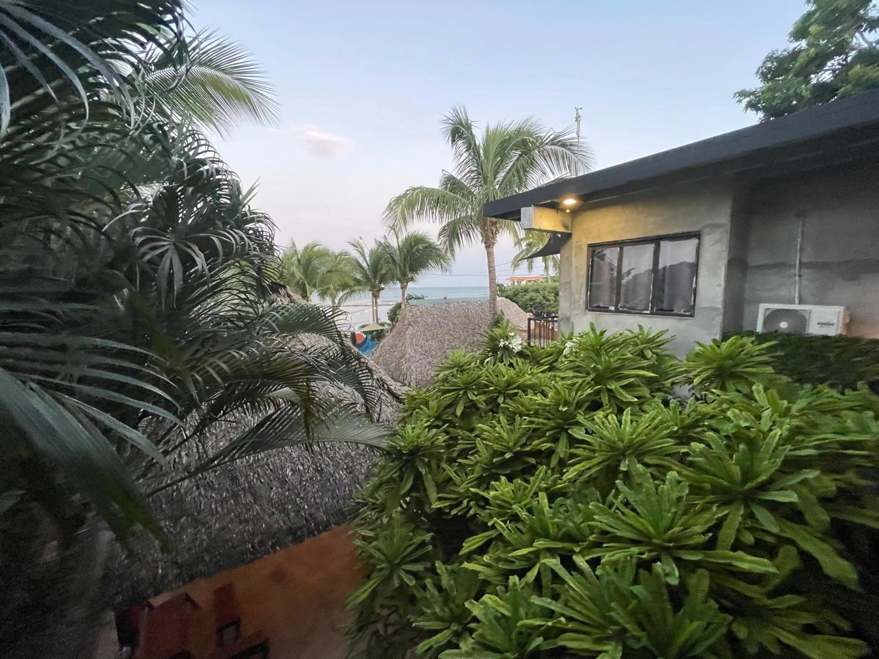 San Carlos Surf Resort & Eco Lodge