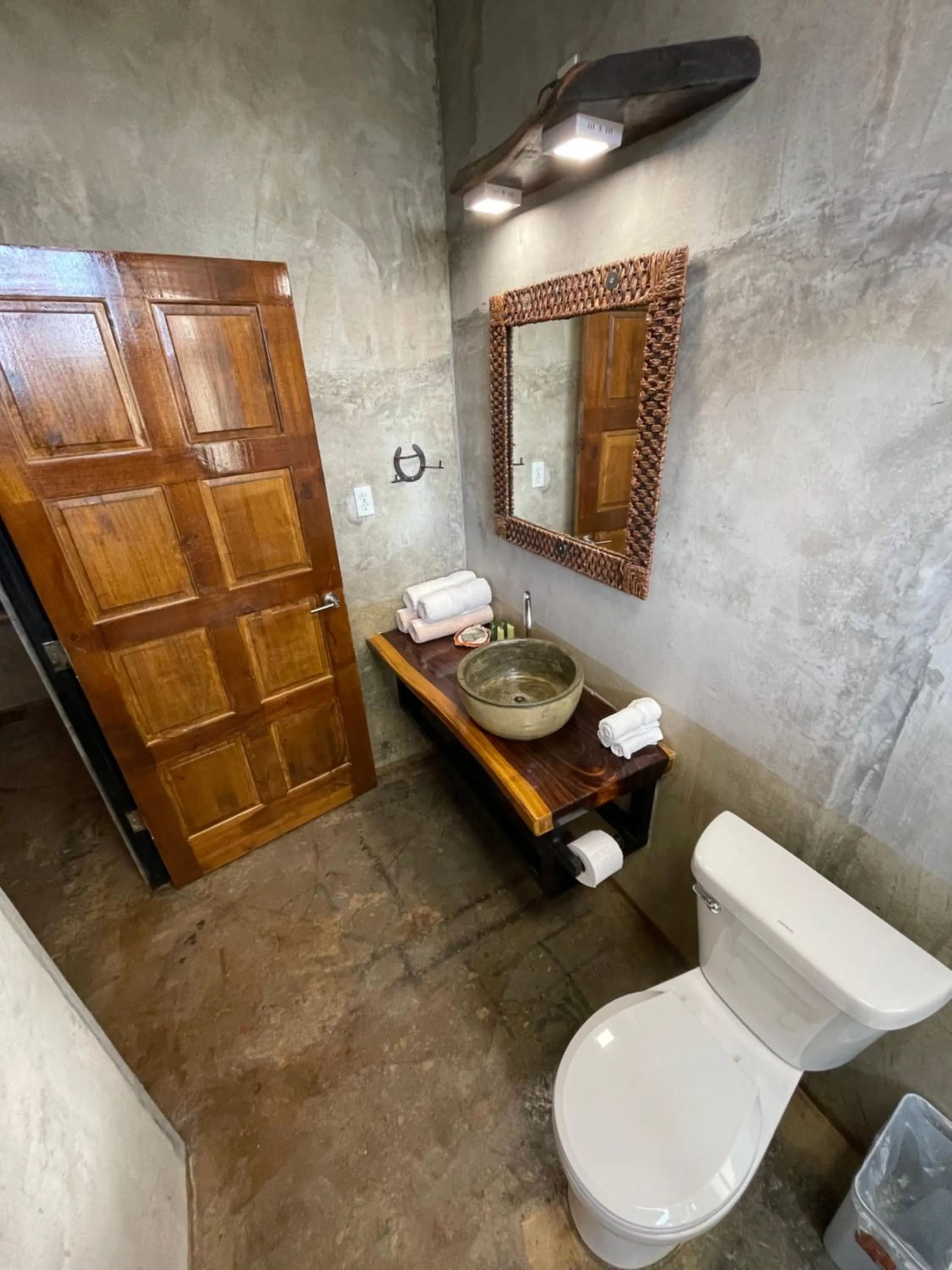 San Carlos Surf Resort & Eco Lodge