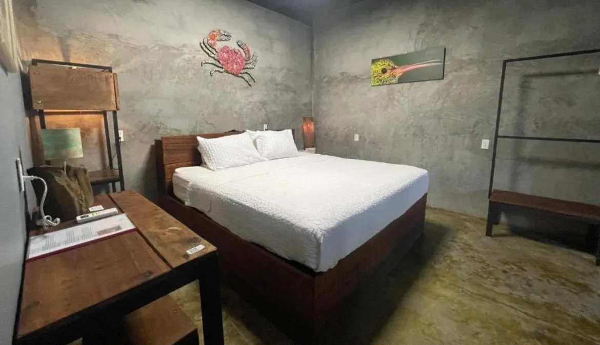 Bed in San Carlos Surf Resort & Eco Lodge