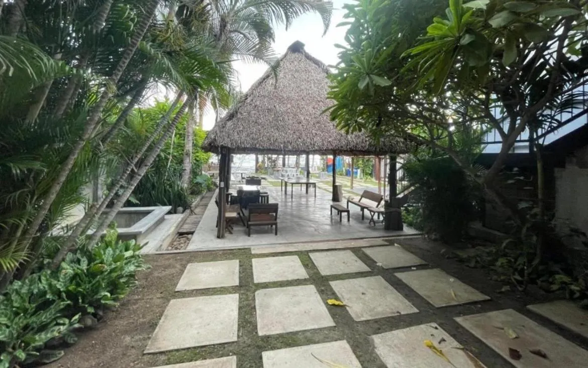 San Carlos Surf Resort & Eco Lodge