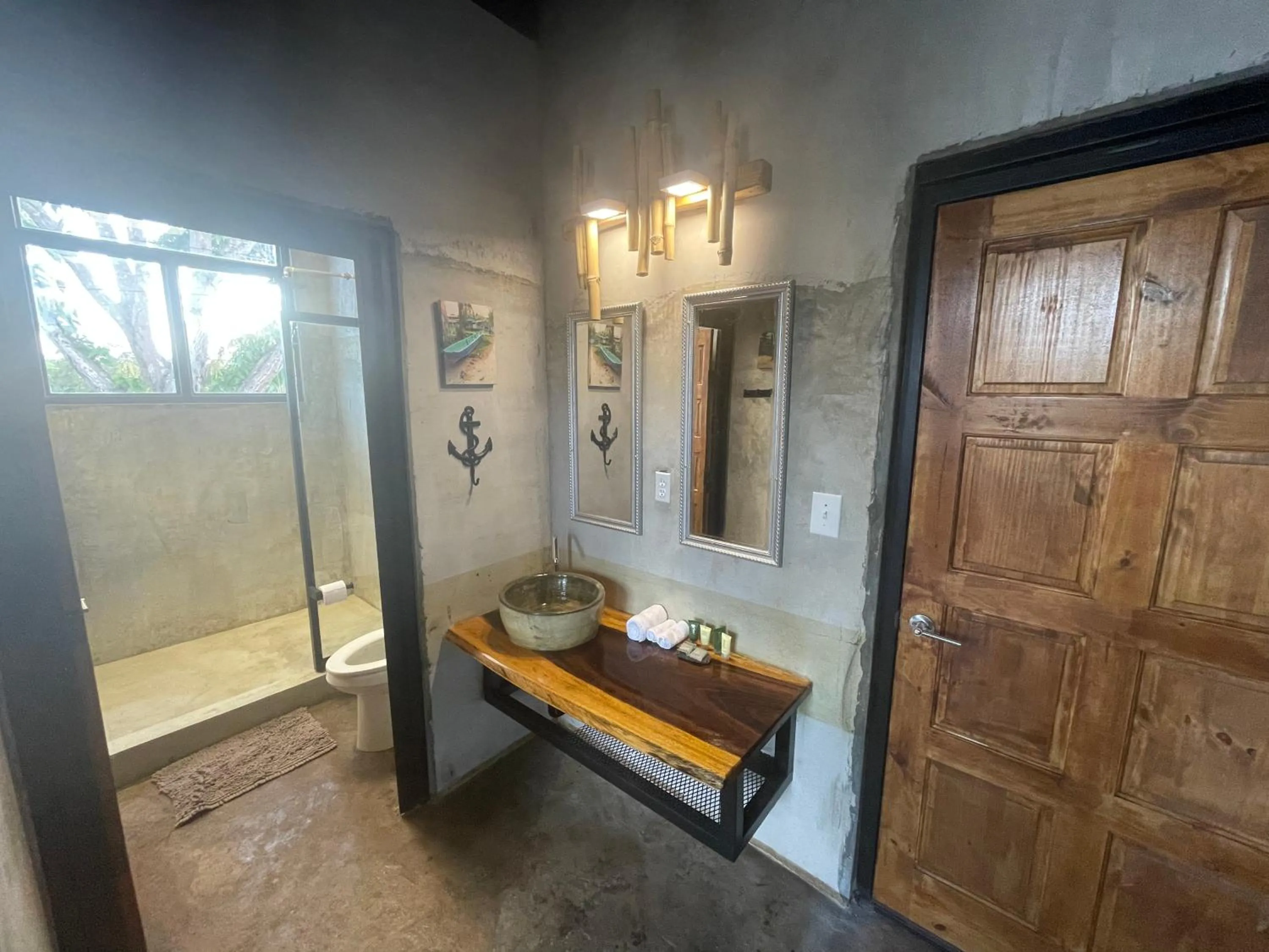 San Carlos Surf Resort & Eco Lodge
