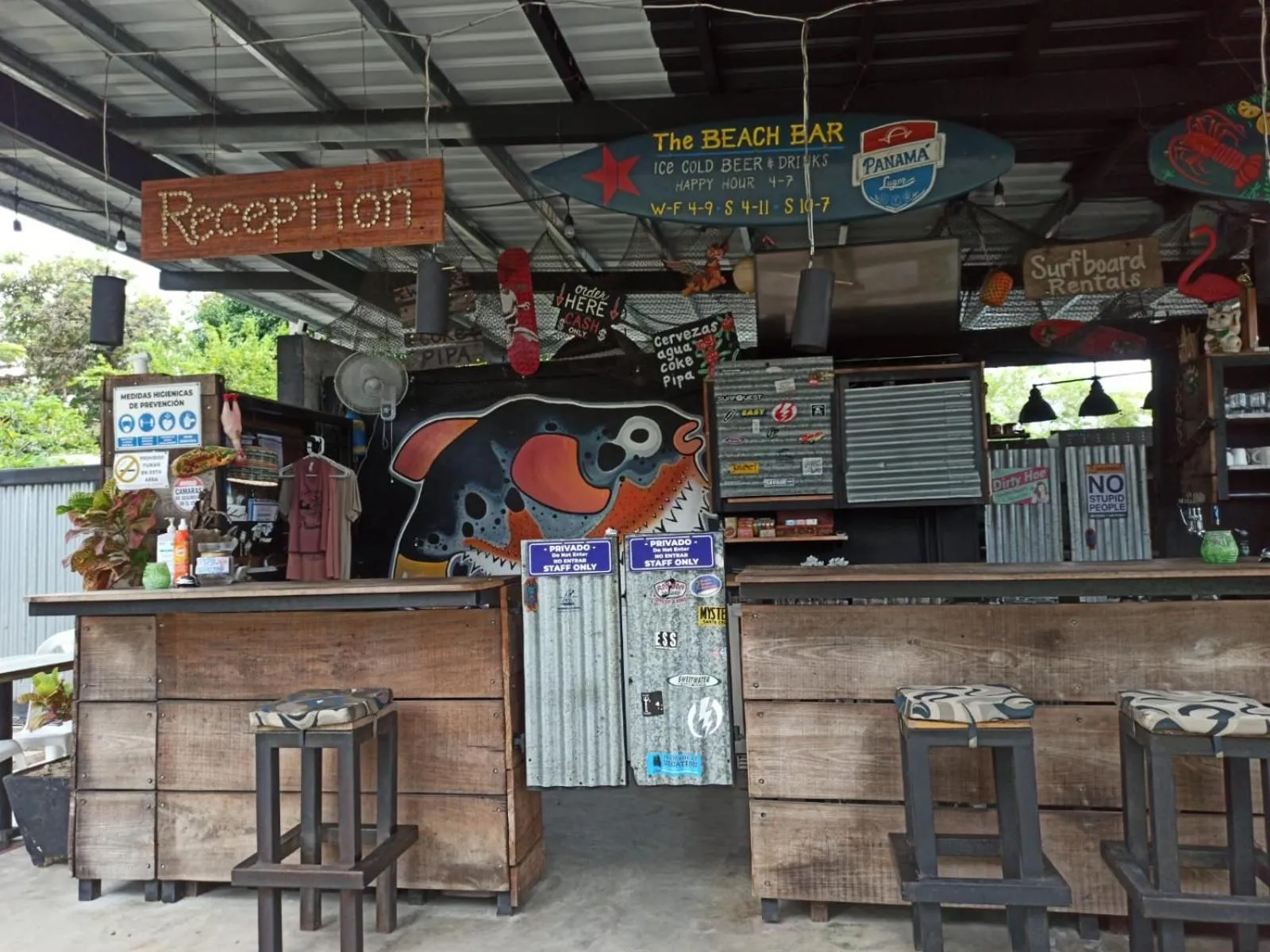 Restaurant/places to eat in San Carlos Surf Resort & Eco Lodge