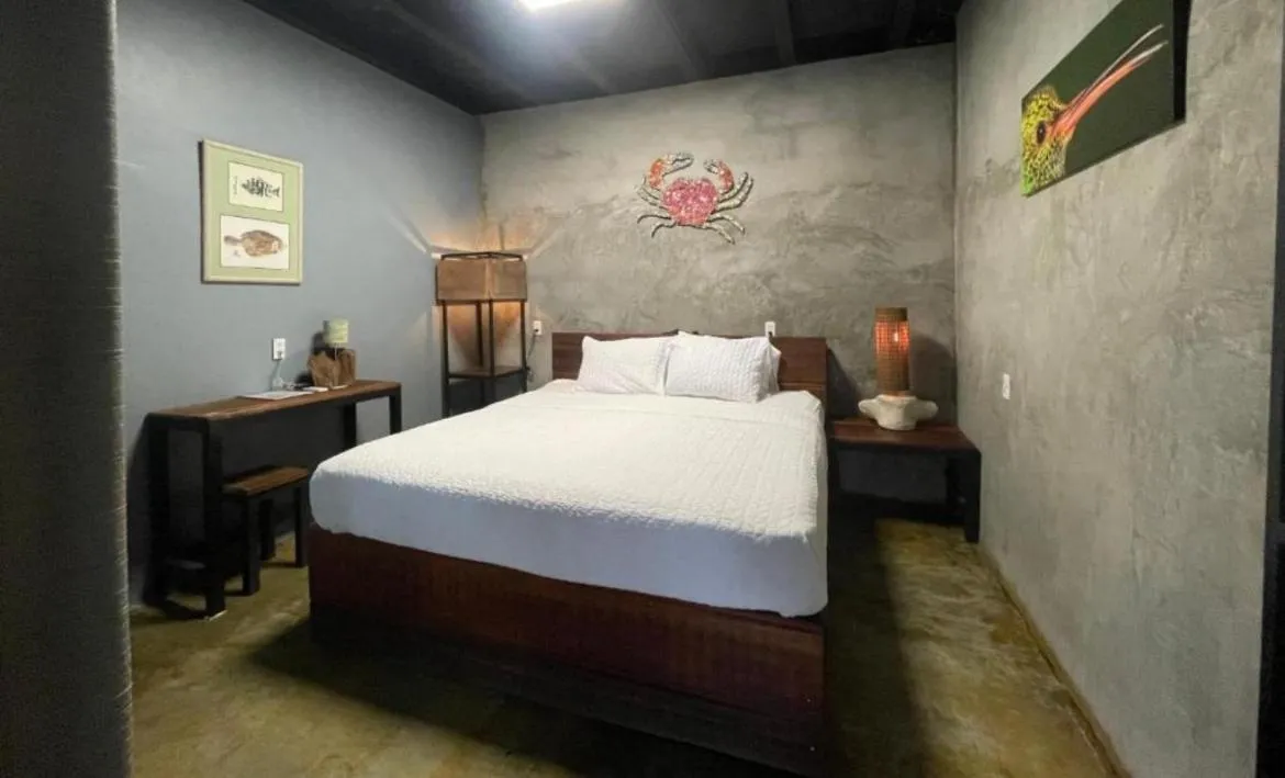 Bed in San Carlos Surf Resort & Eco Lodge