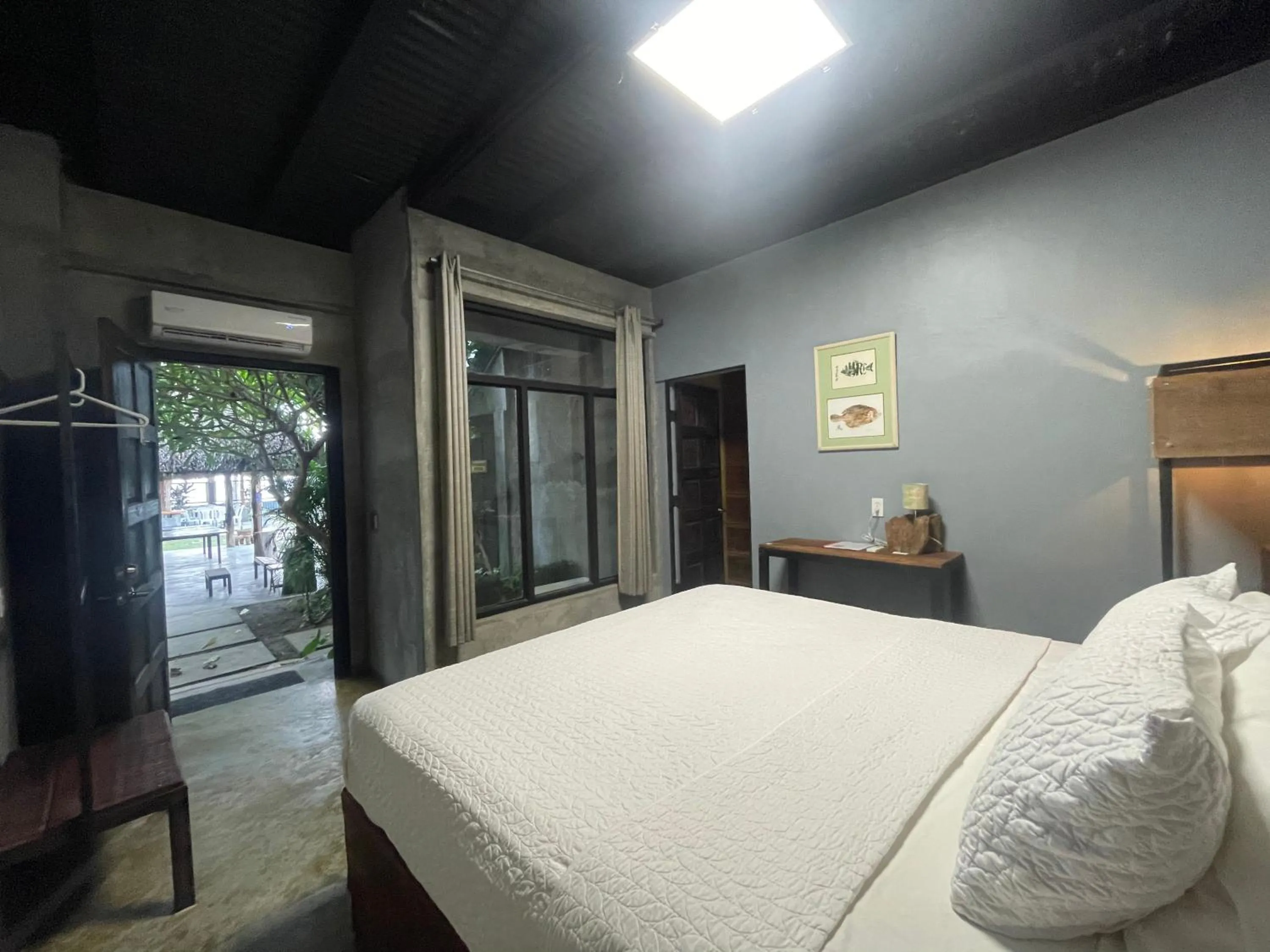 Bed in San Carlos Surf Resort & Eco Lodge