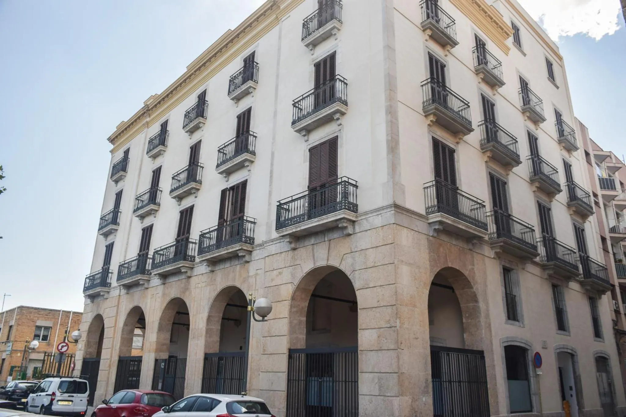 Property building in Port Plaza Apartments