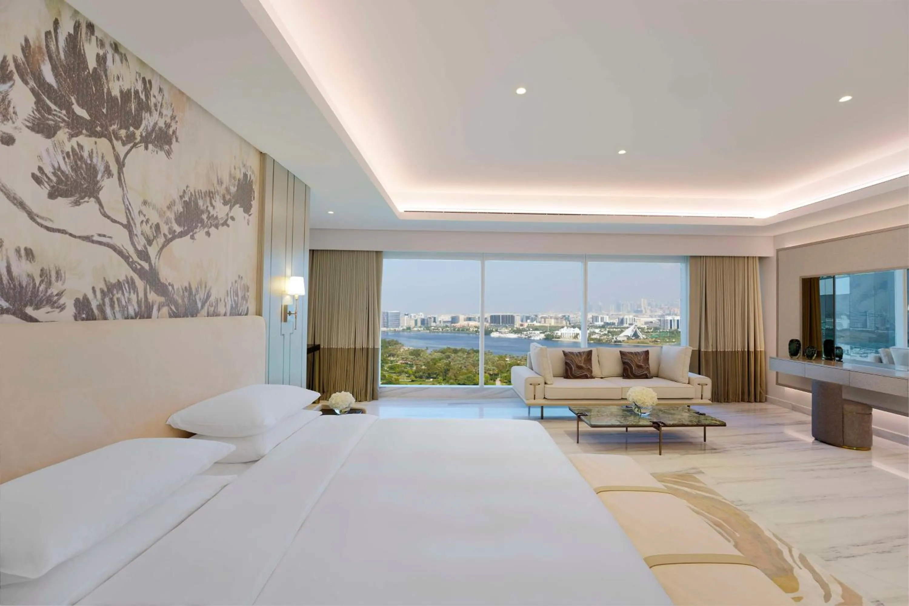 Photo of the whole room, Bed in Grand Hyatt Dubai