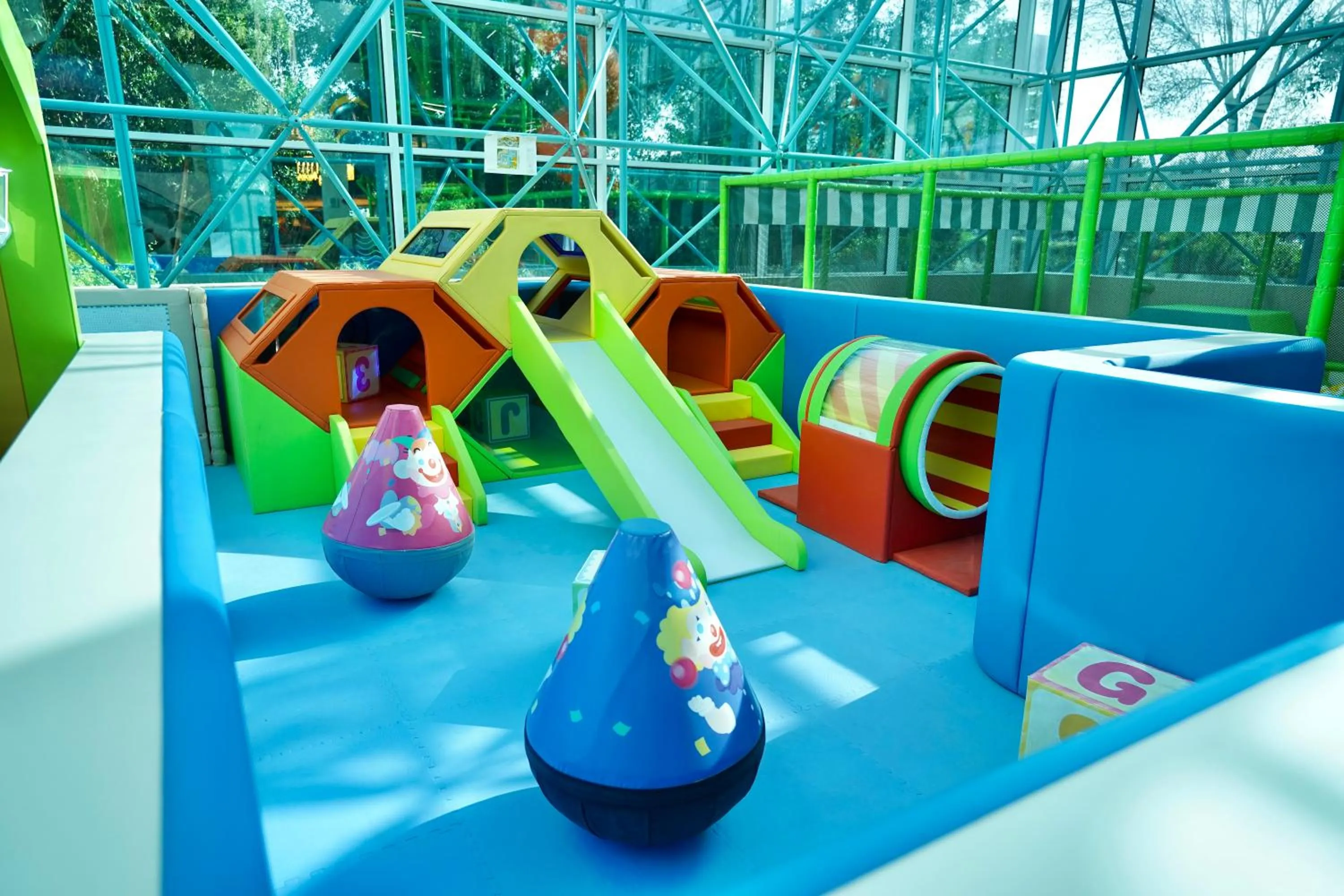 Children play ground in Grand Hyatt Dubai