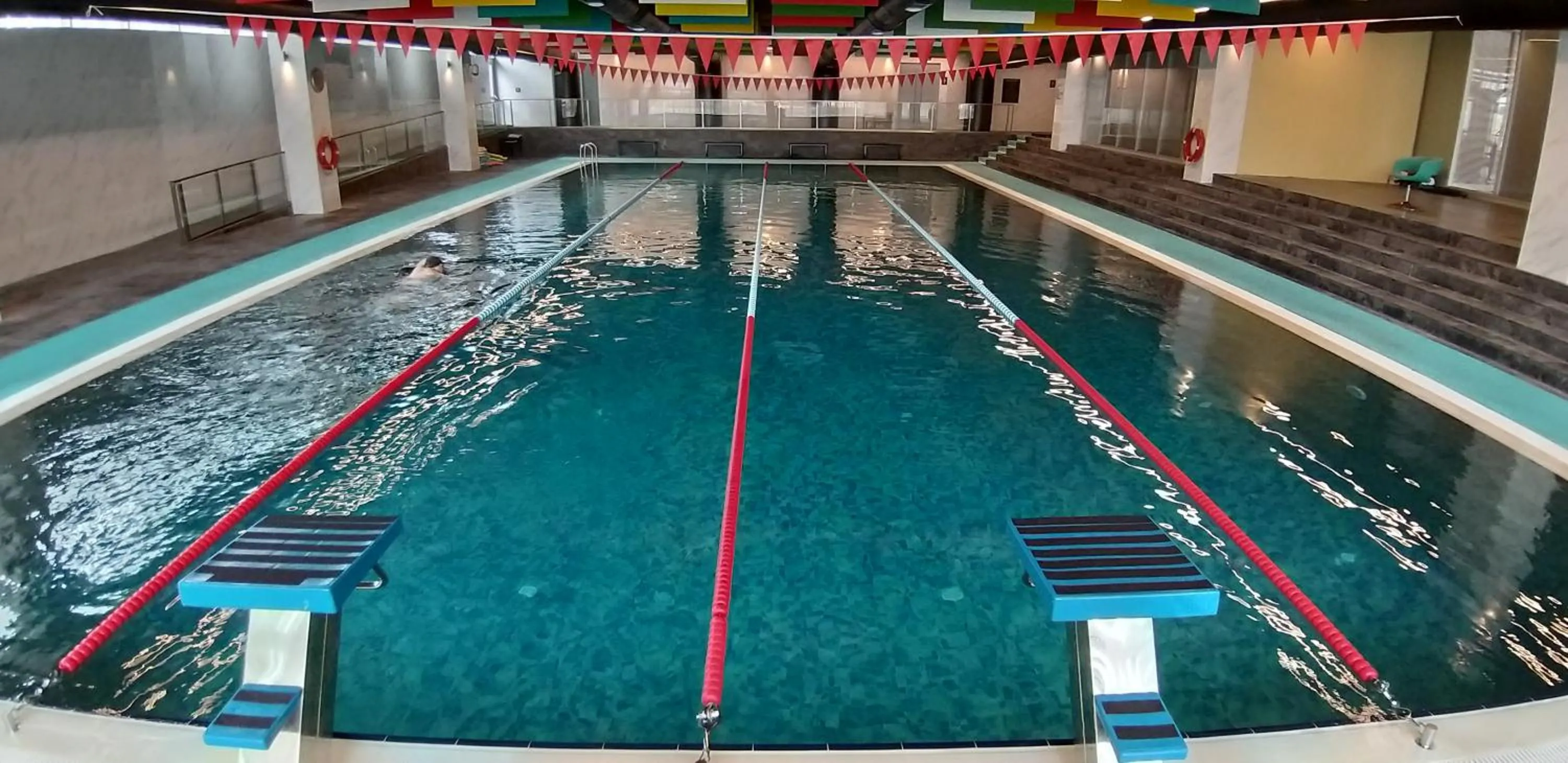 Swimming pool in Teknosports Otel