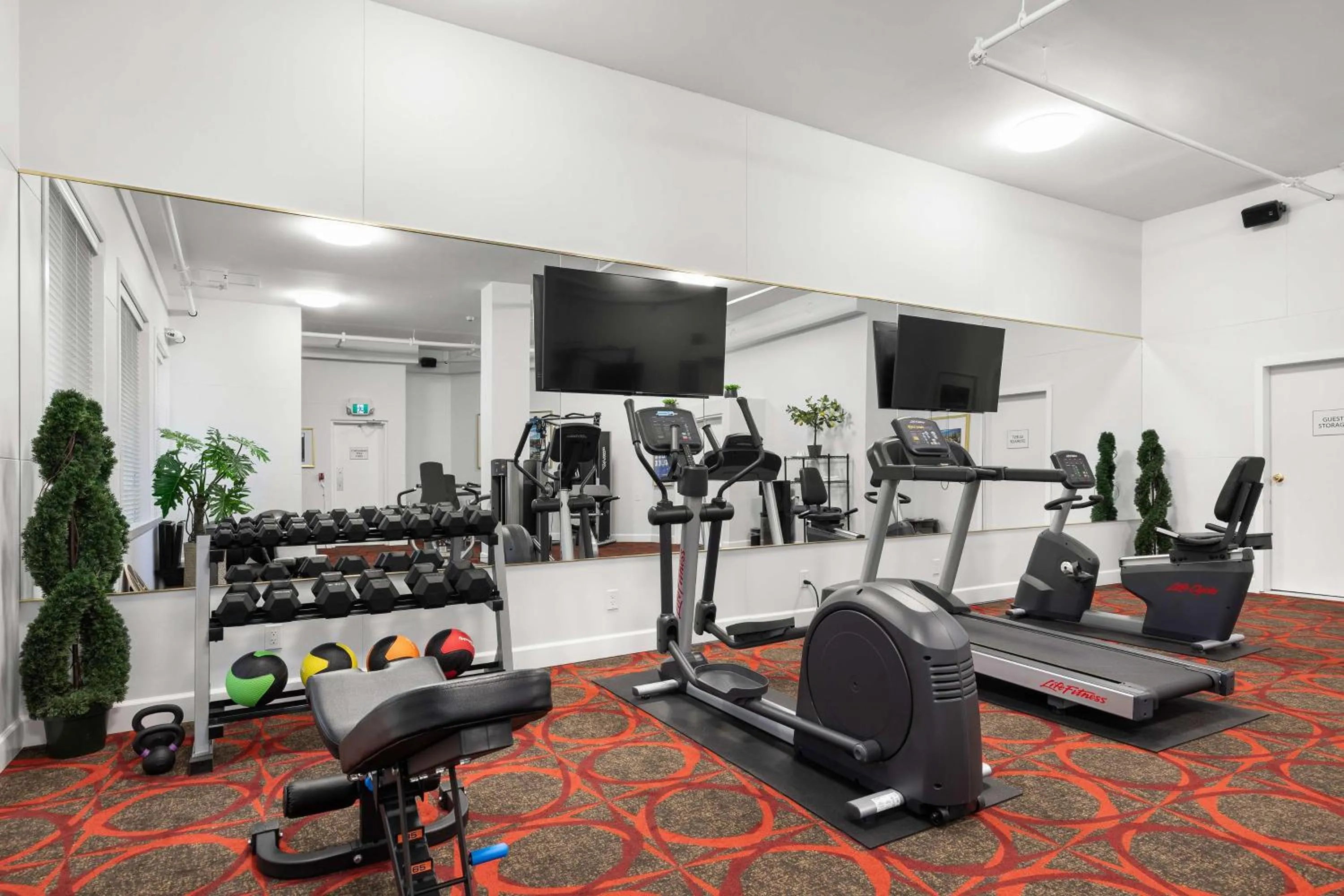 Fitness centre/facilities in Crown Columbia Hotel; BW Premier Collection