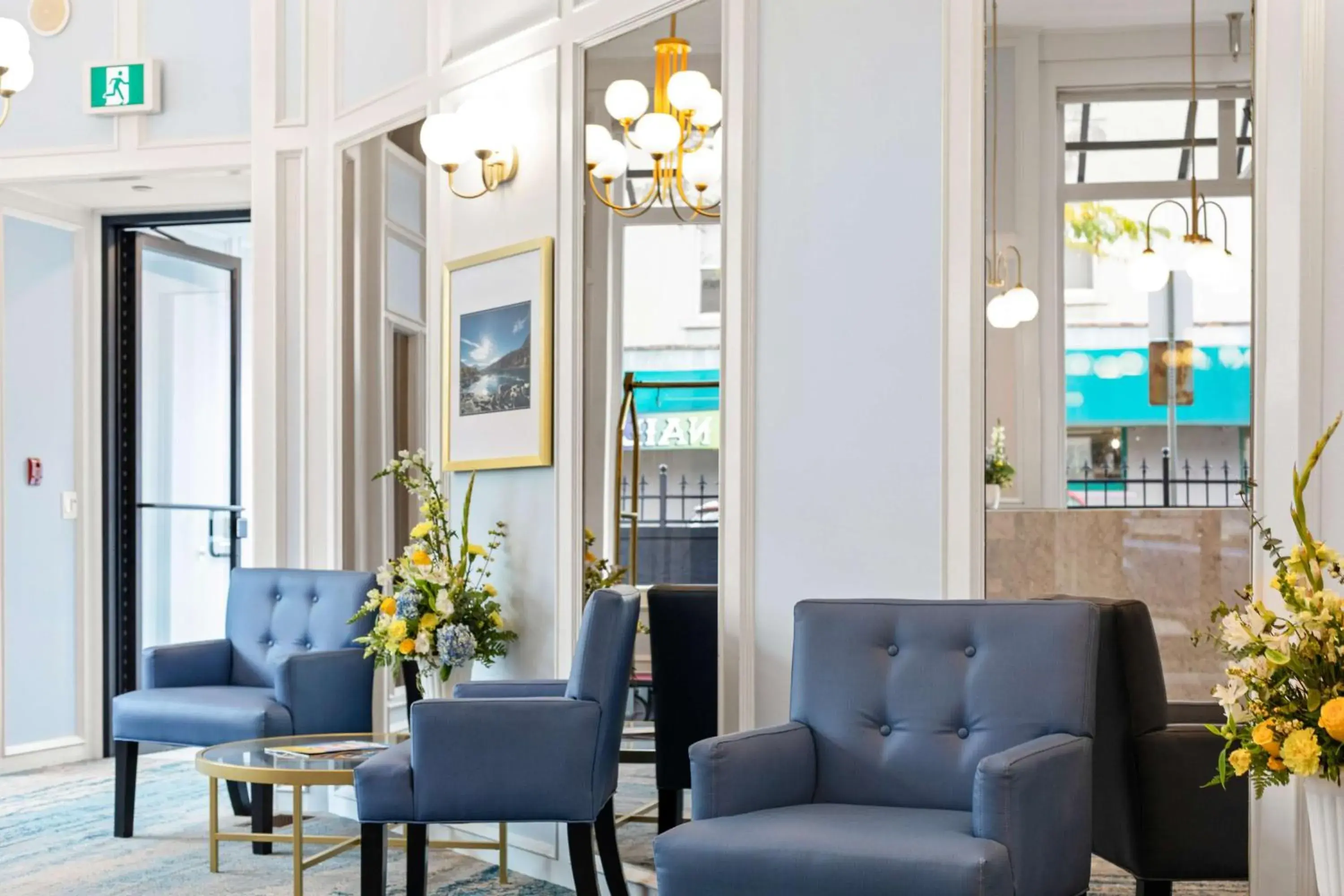 Lobby or reception in Crown Columbia Hotel; BW Premier Collection Lobby or reception in Crown Columbia Hotel; BW Premier Collection