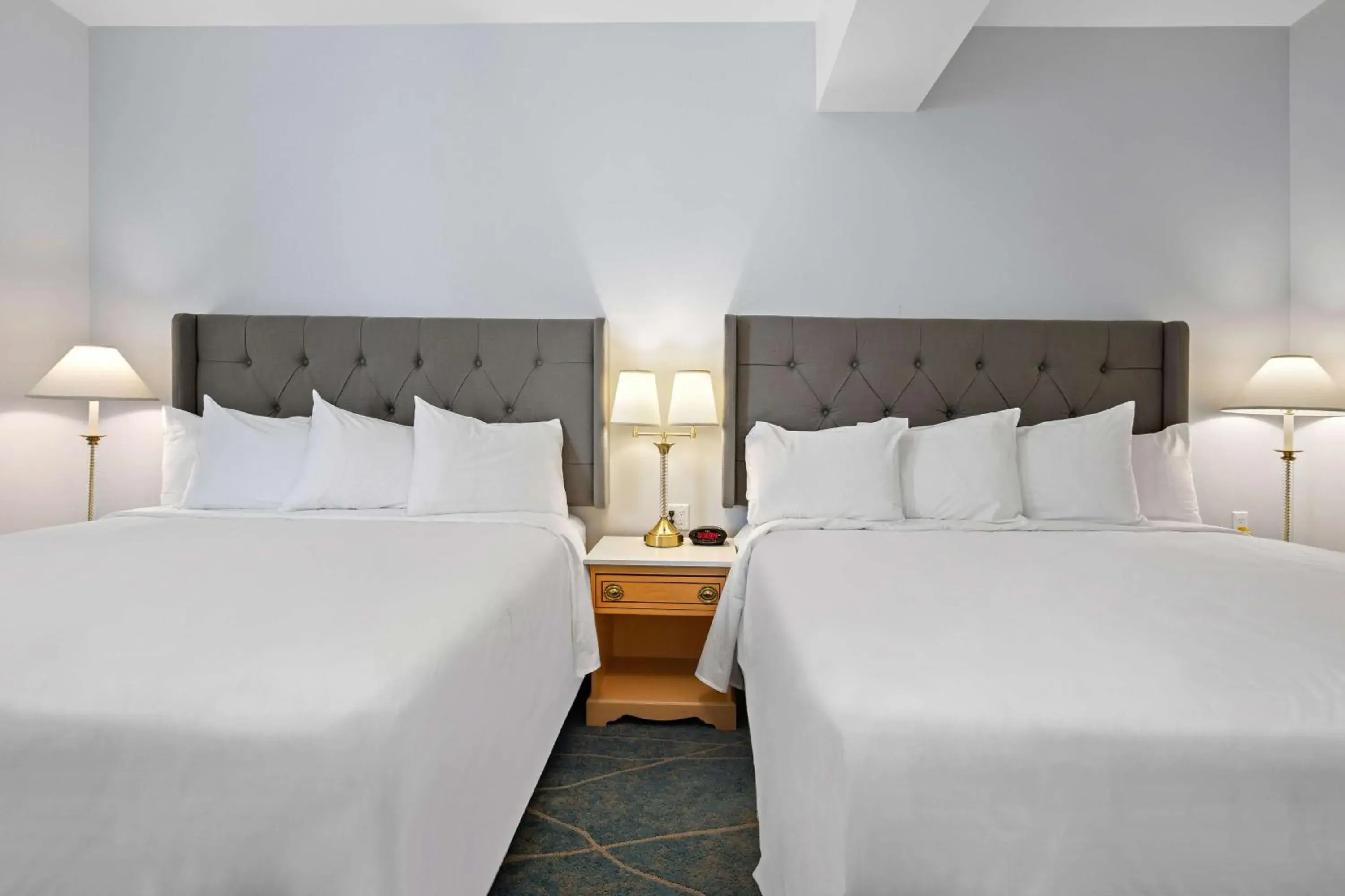 Bedroom, Bed in Crown Columbia Hotel; BW Premier Collection Bedroom, Bed in Crown Columbia Hotel; BW Premier Collection