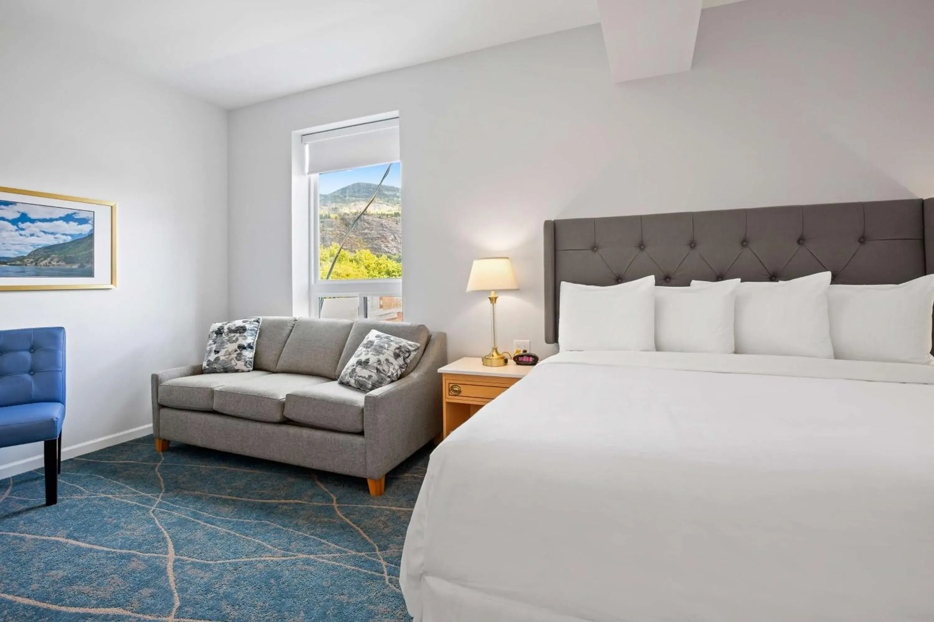 Bedroom, Bed in Crown Columbia Hotel; BW Premier Collection Bedroom, Bed in Crown Columbia Hotel; BW Premier Collection