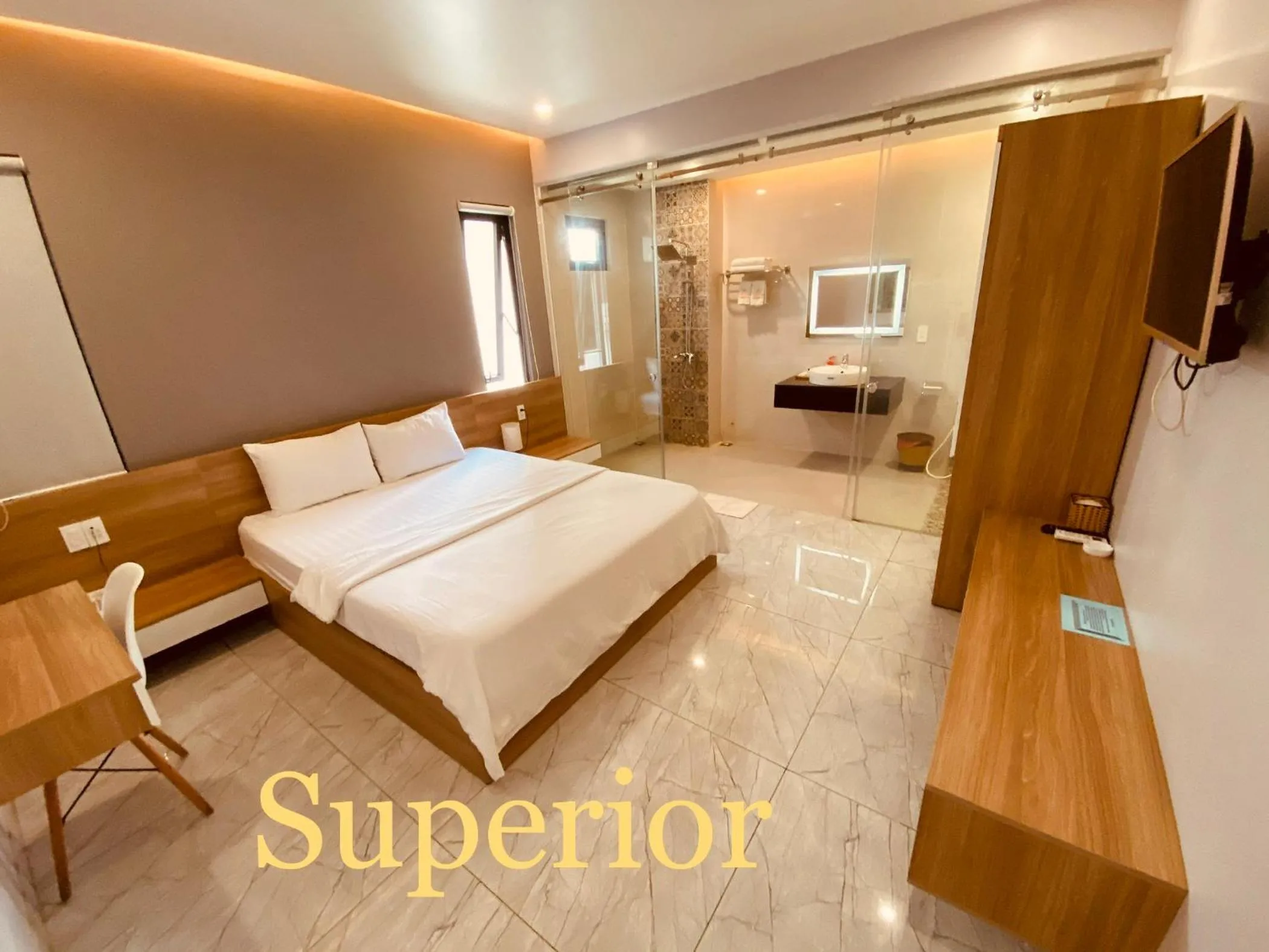 Bed in La Galerie Hotel