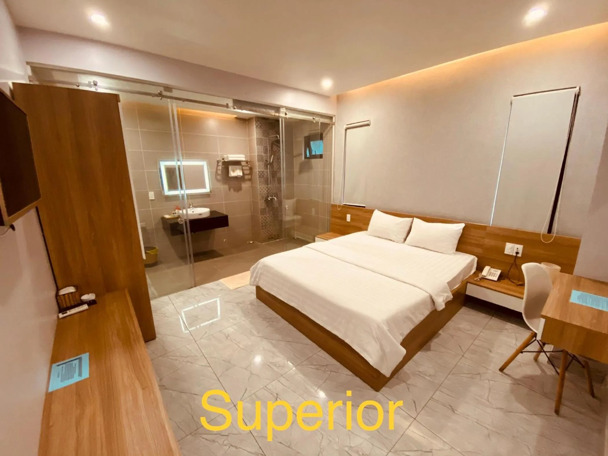 Bed in La Galerie Hotel