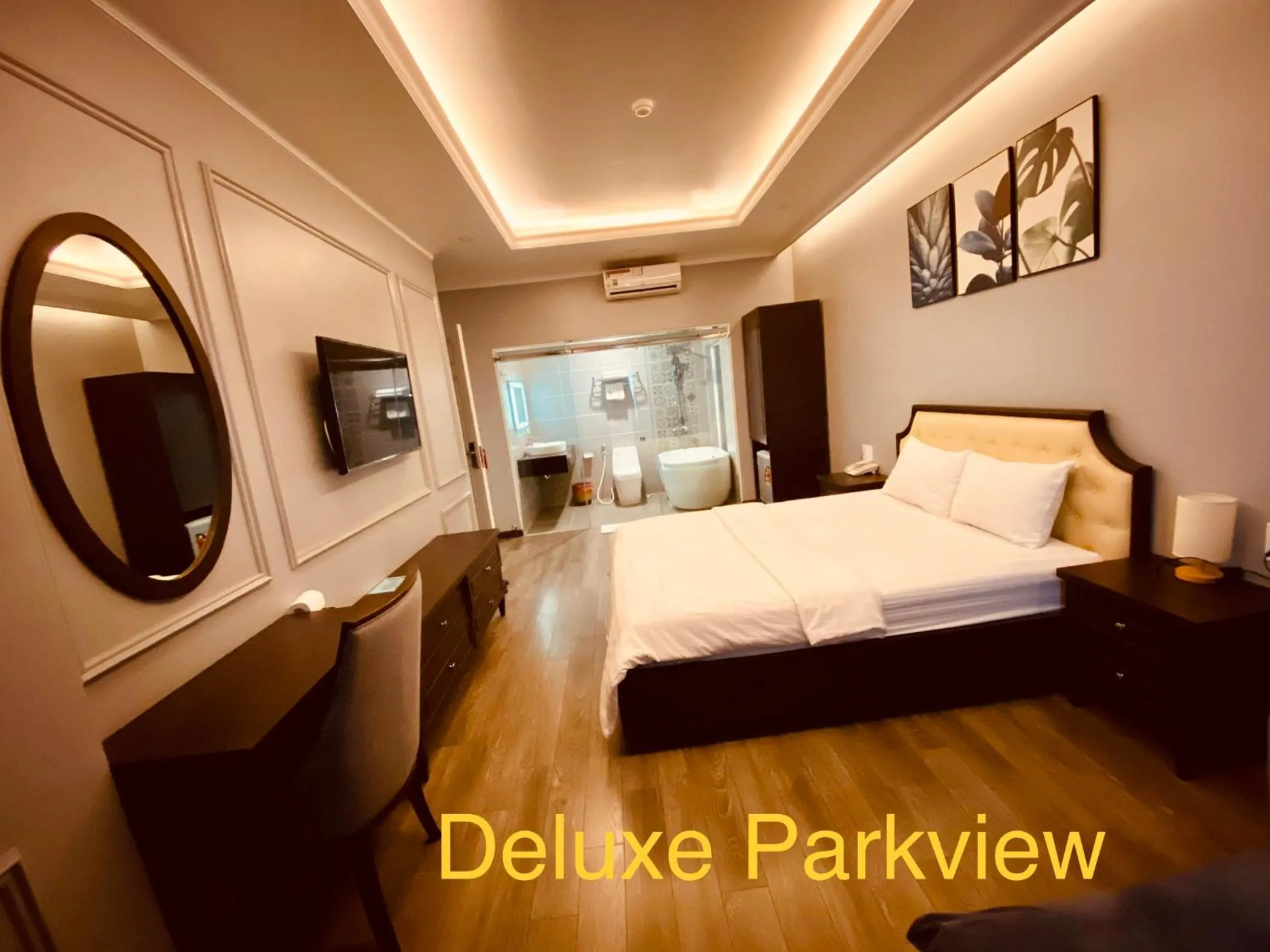 Bed in La Galerie Hotel