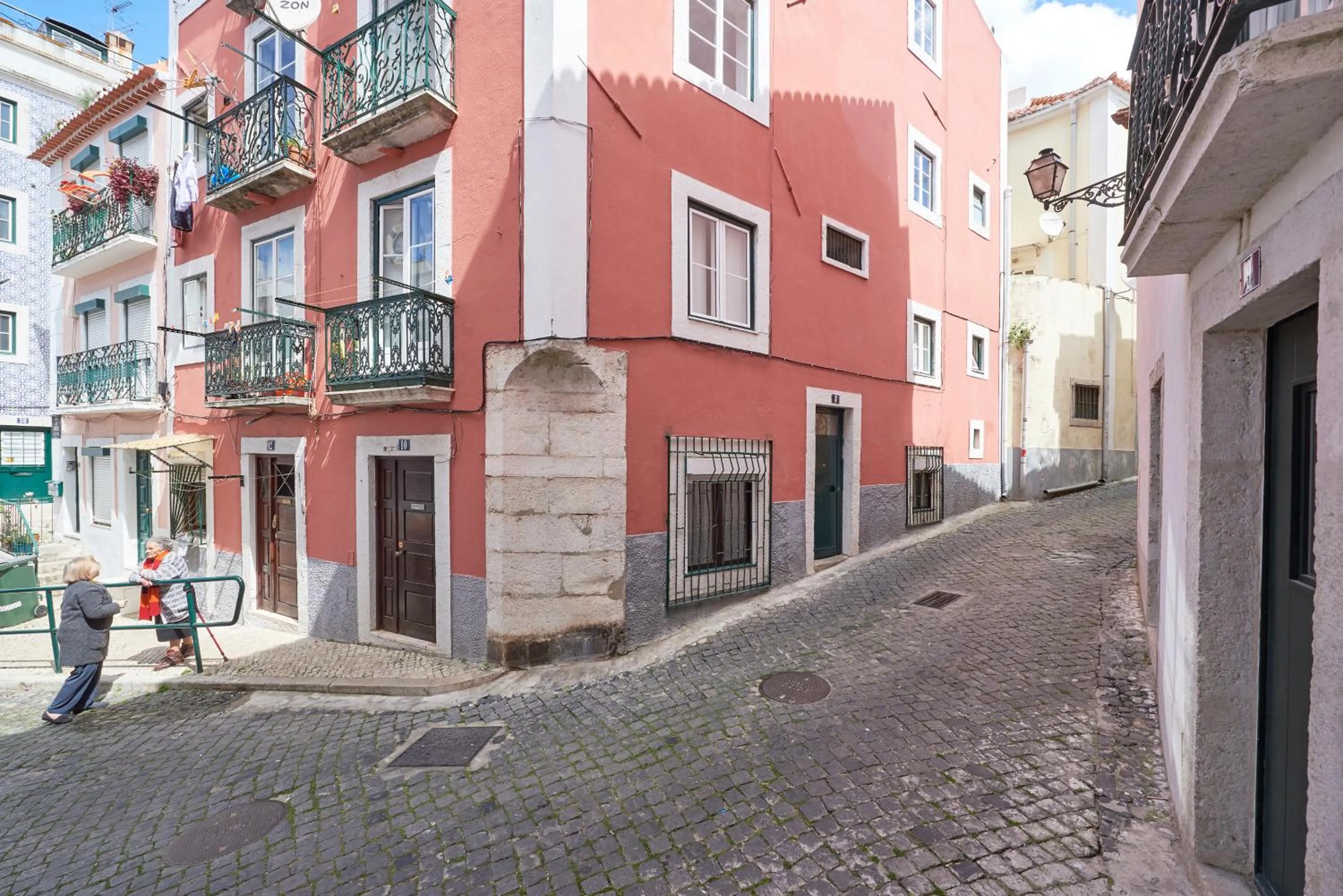 Alfama Light-Filled Apartment, By TimeCooler