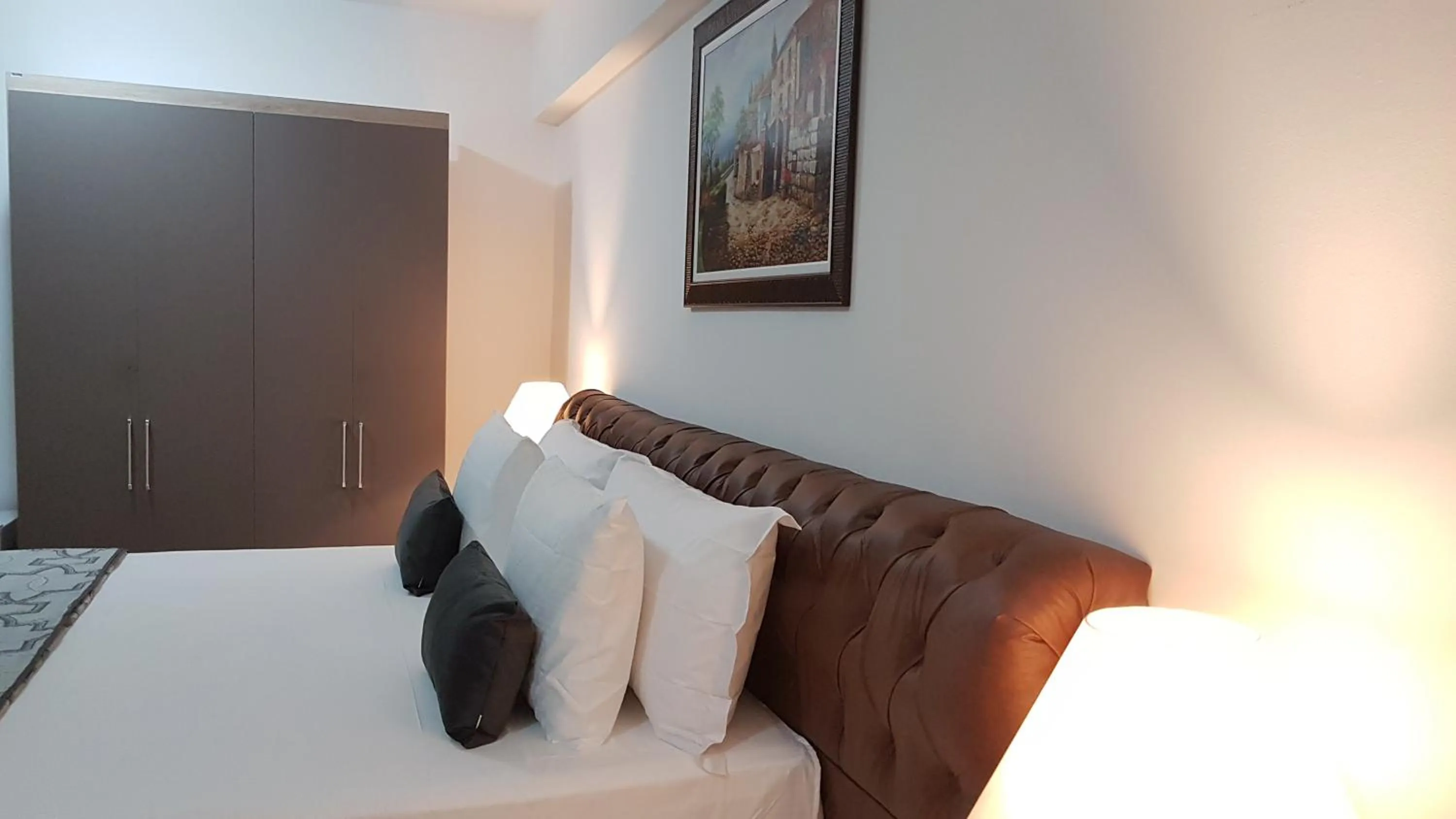 Bed in B & A Suites Inn Hotel - Quarto Luxo Gold