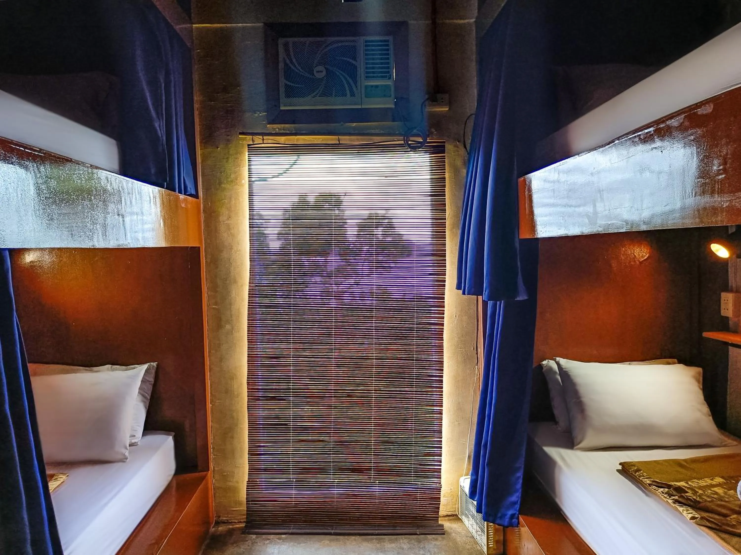 Lexias Hostel and Workspace - El Nido