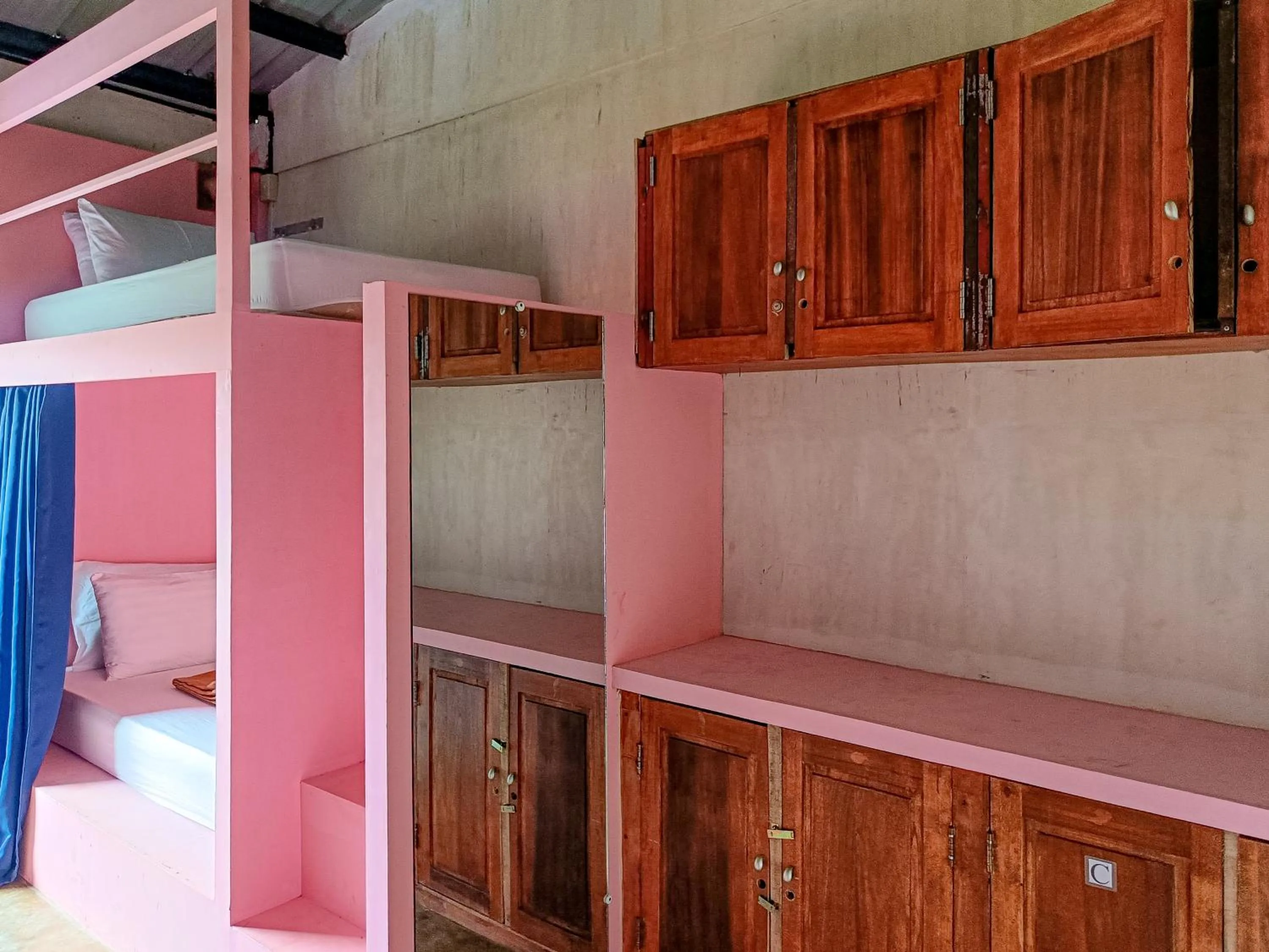 Lexias Hostel and Workspace - El Nido