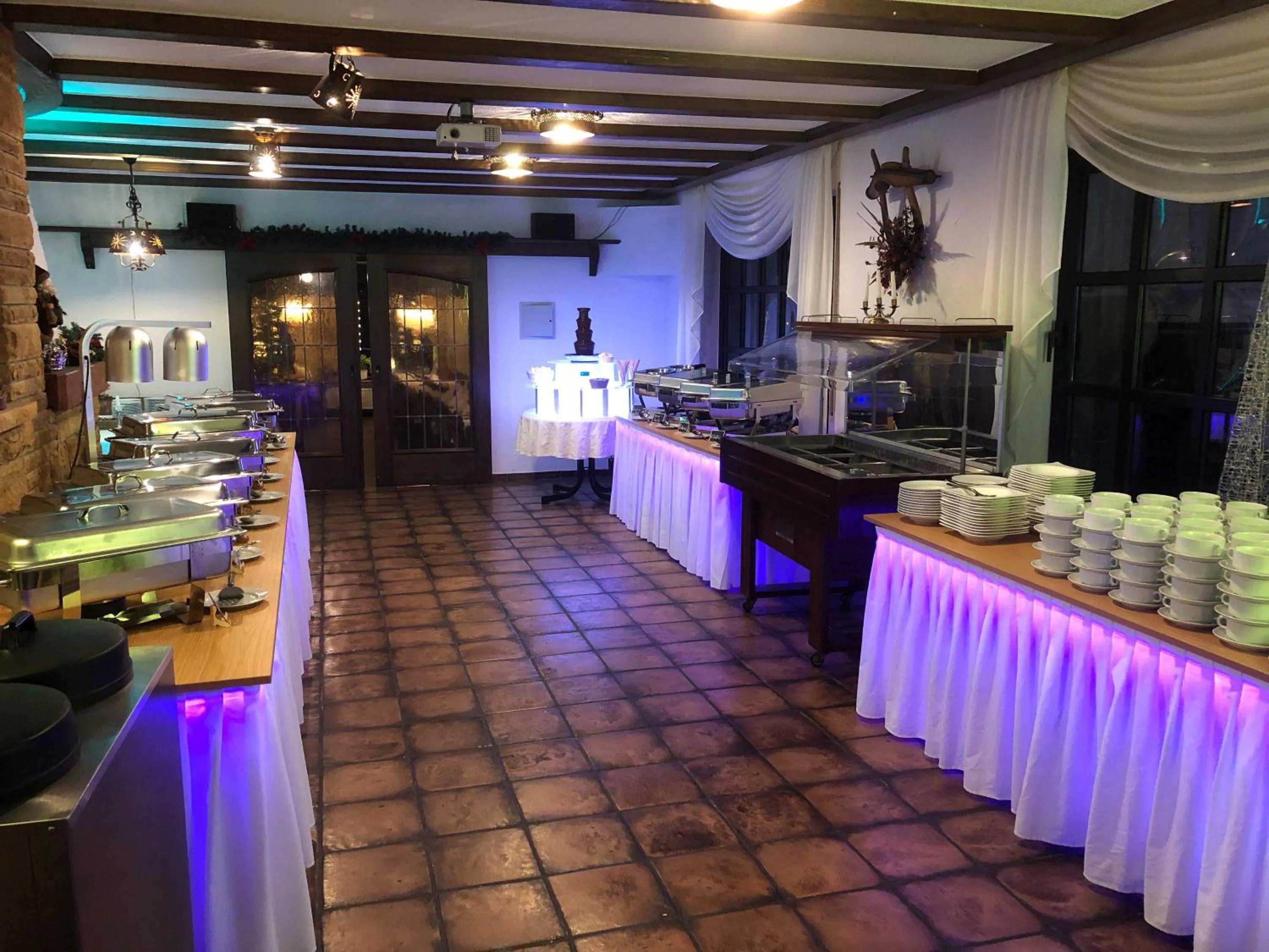 Restaurant/places to eat in Hotel & Restaurant Krone