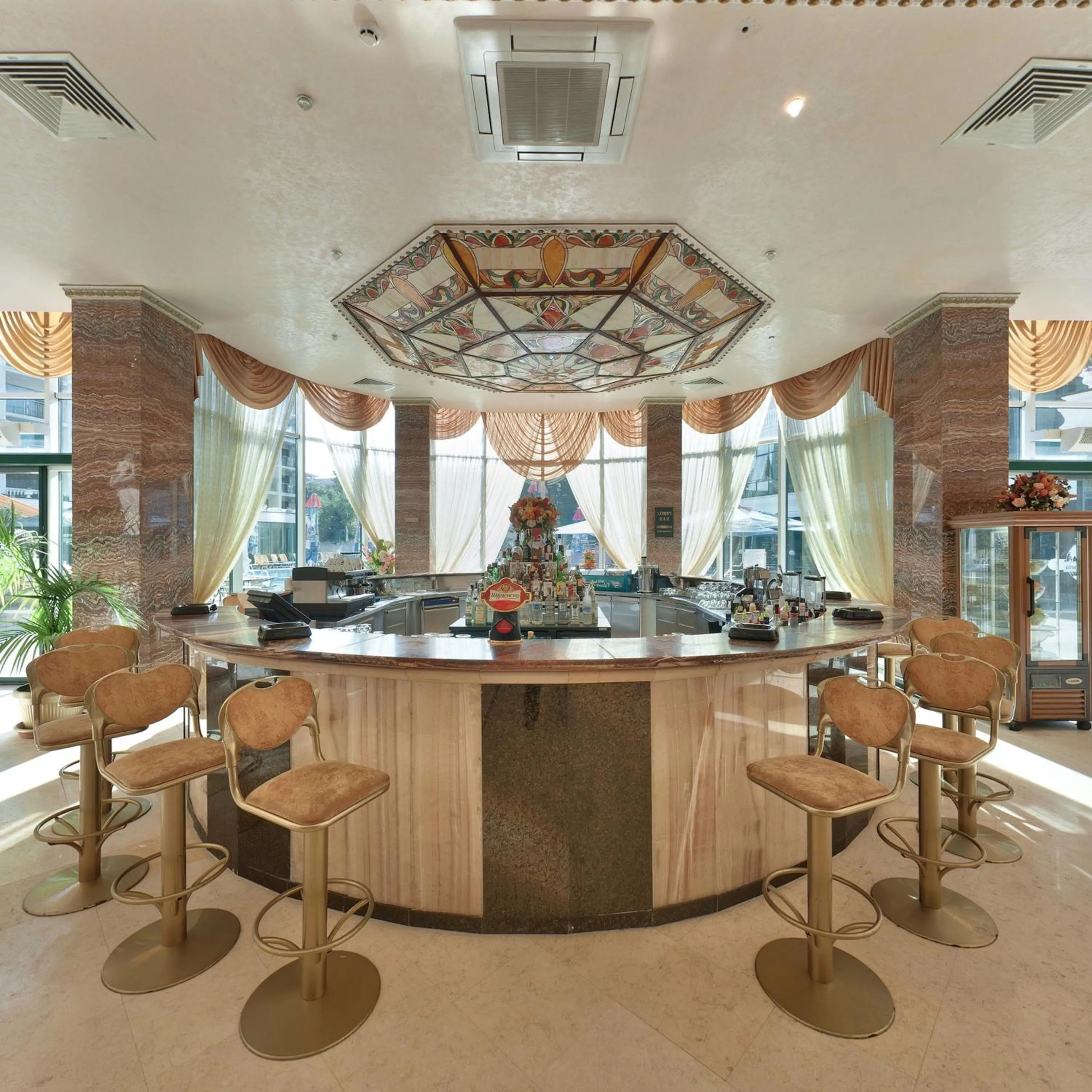 Lounge or bar in Planeta Hotel & Aquapark FREE Beach Access - ULTRA All Inclusive