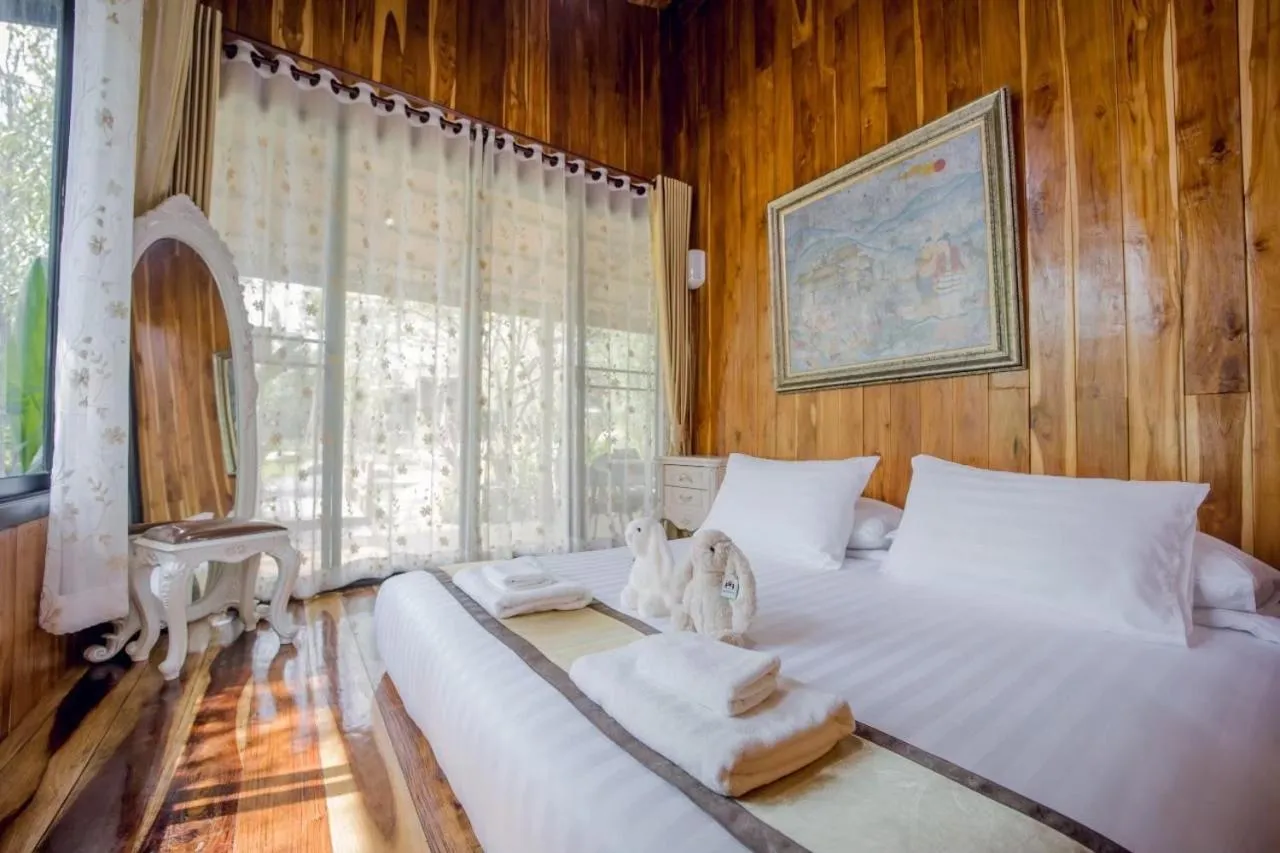 Bed in Nannirun Resort