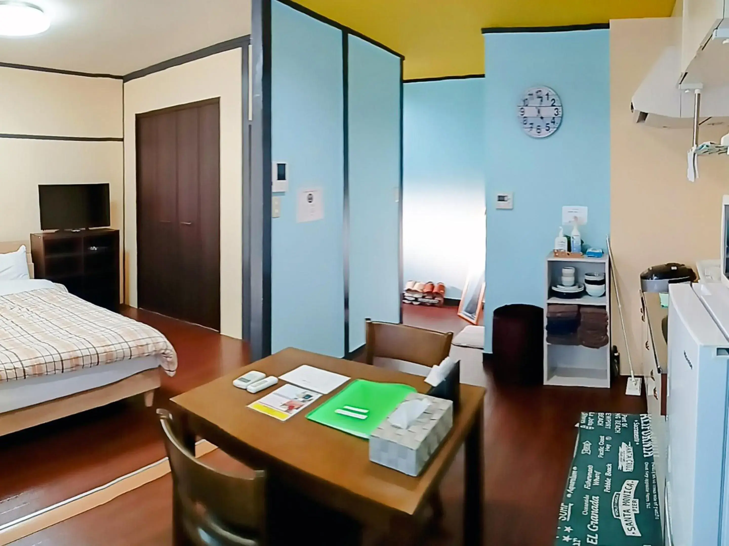 Photo of the whole room, Bed in Calm house Beppukitahama Photo of the whole room, Bed in Calm house Beppukitahama