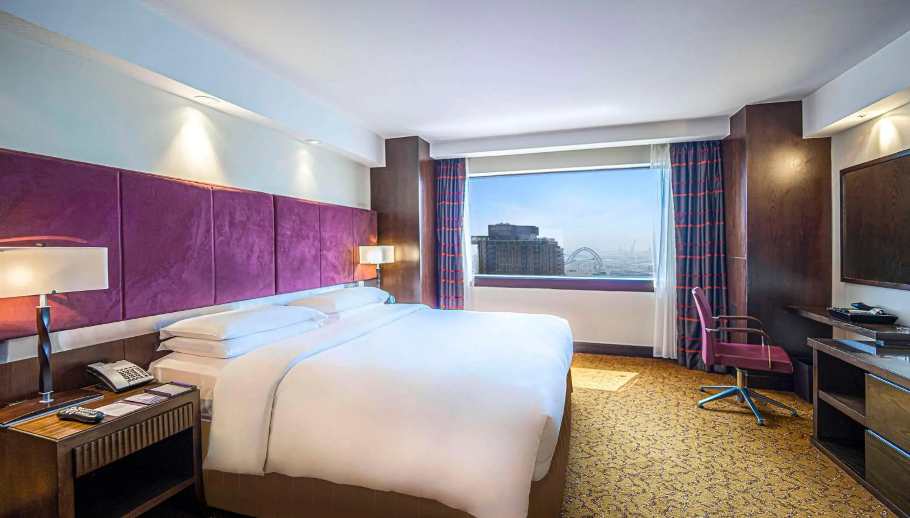 Bedroom, Bed in Hyatt Regency Dubai - Corniche Bedroom, Bed in Hyatt Regency Dubai - Corniche