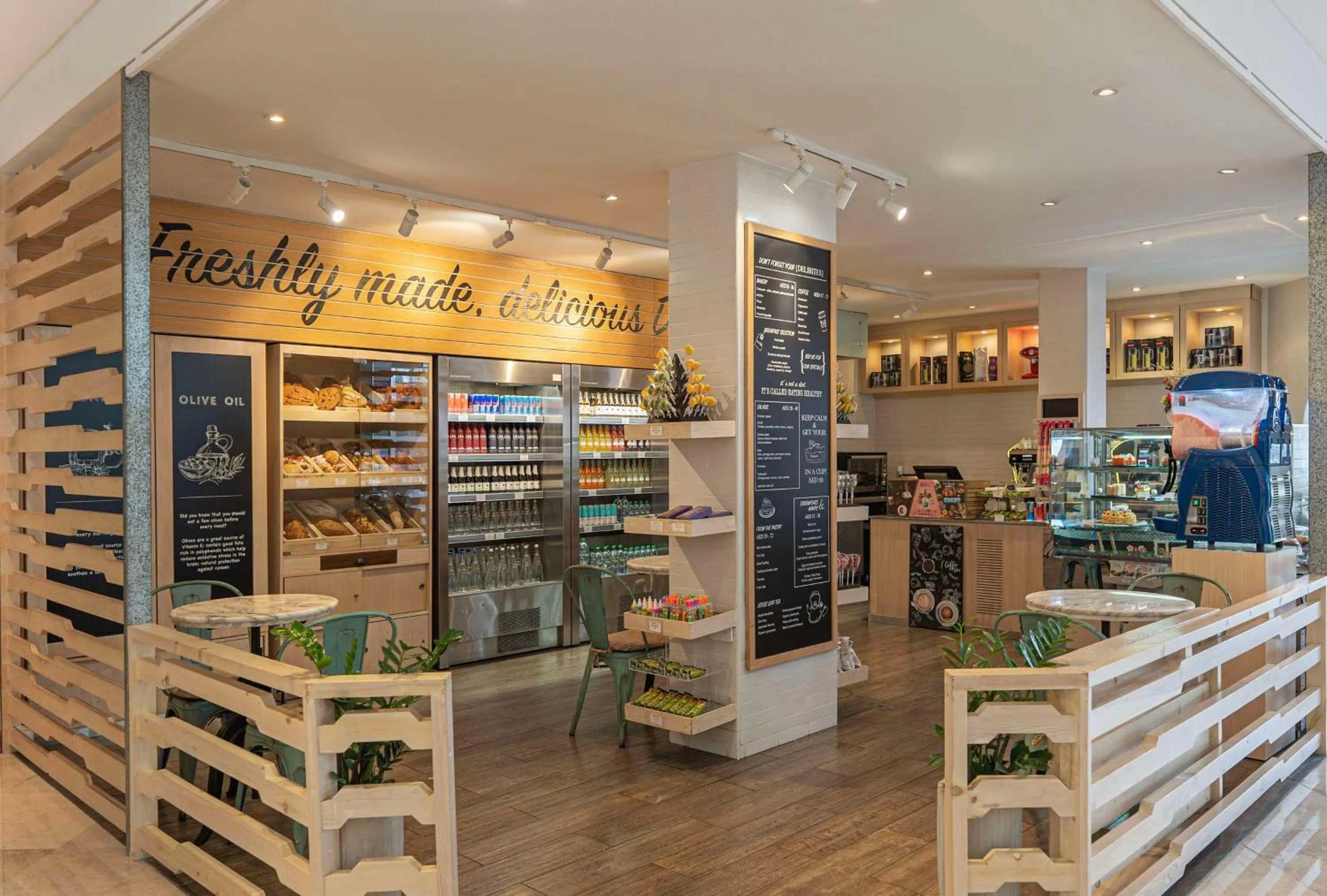 Restaurant/places to eat in Hyatt Regency Dubai - Corniche